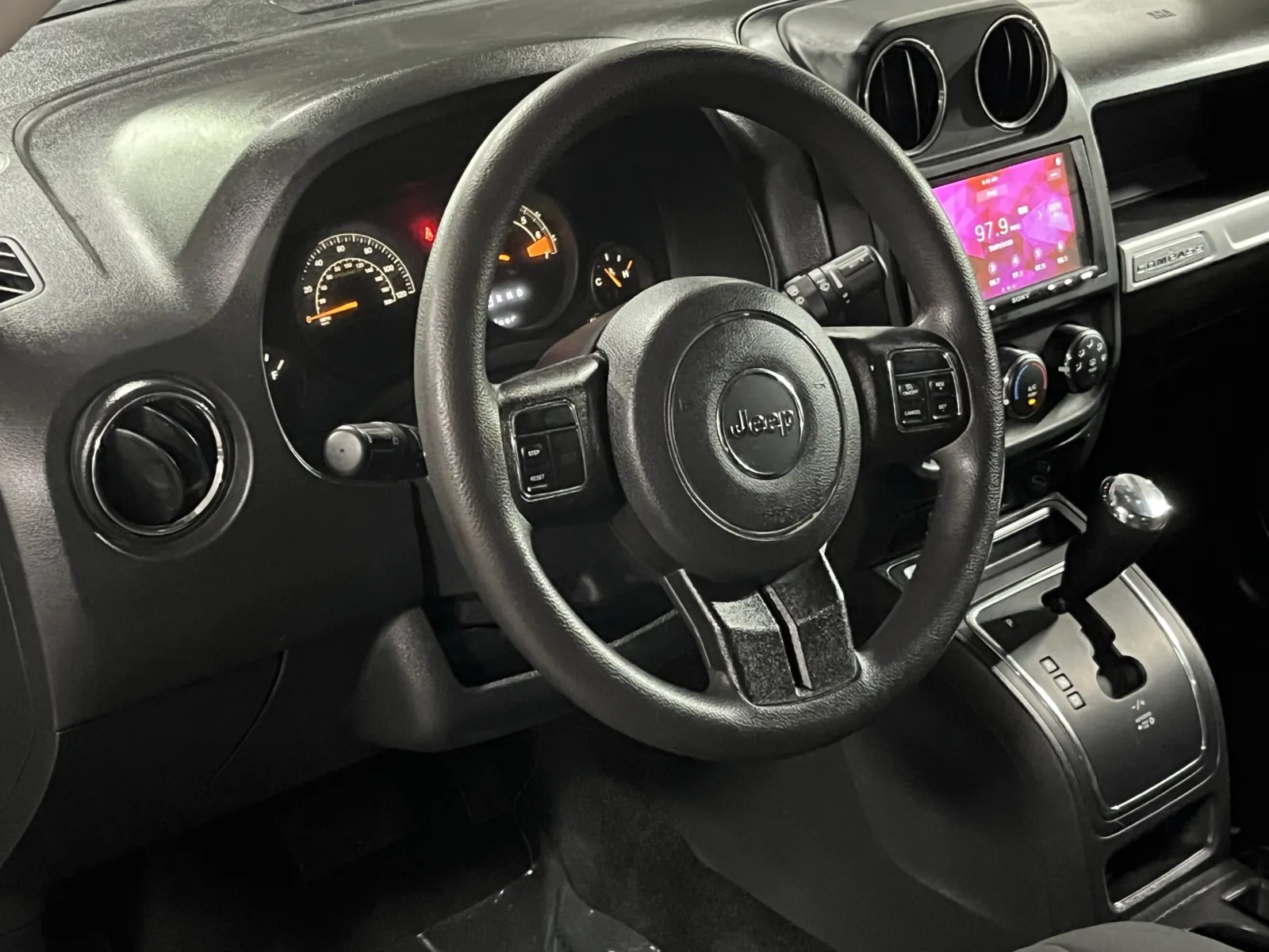Jeep Compass photo 10
