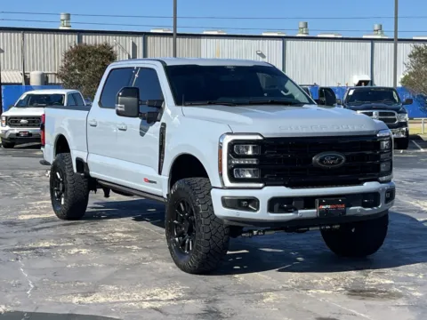 Another view of 2024 Ford Super Duty F-250 SRW LARIAT for sale in Alvin, TX at Auto Boutique Texas
