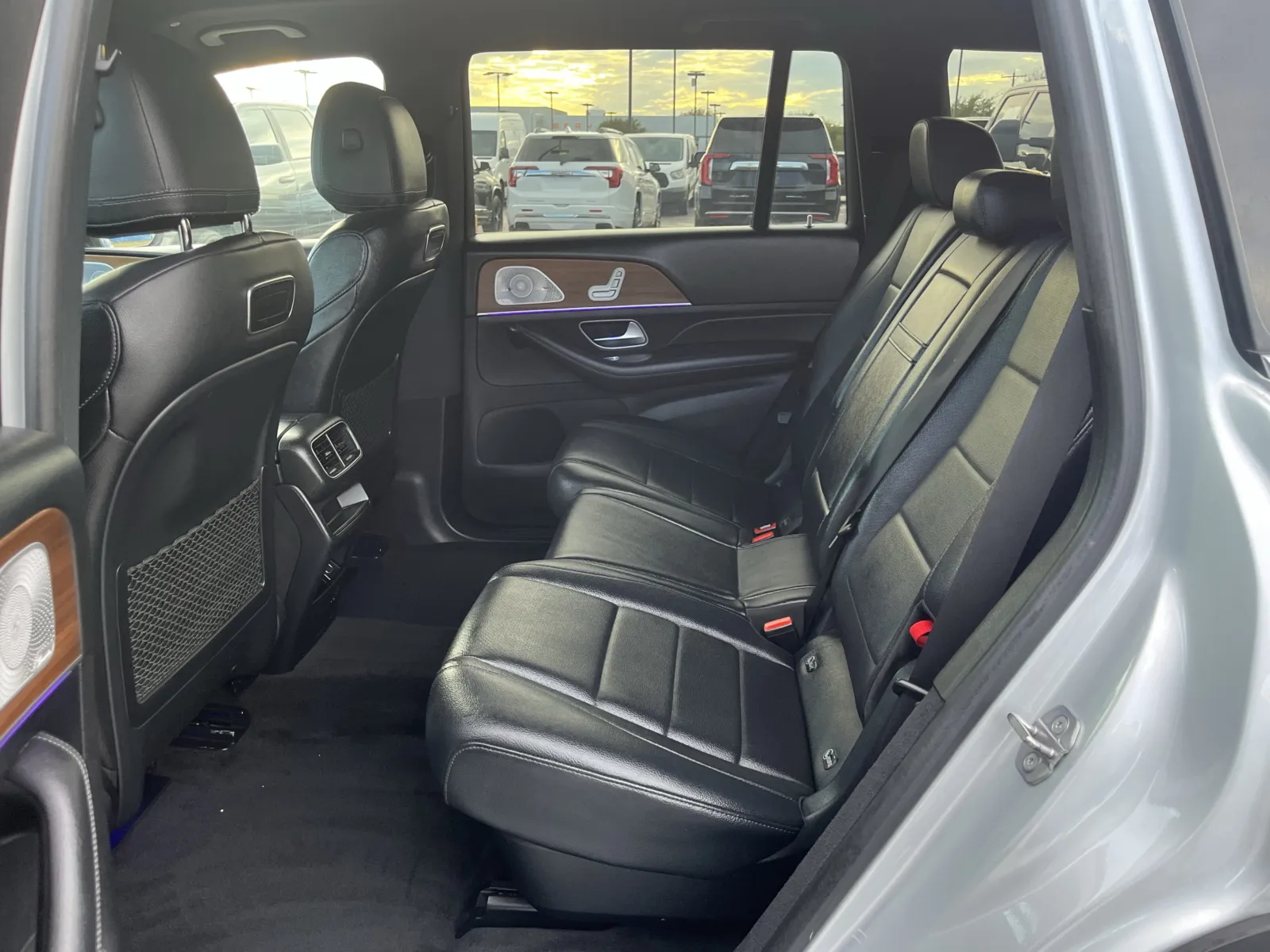 Mercedes-Benz GLS photo 29