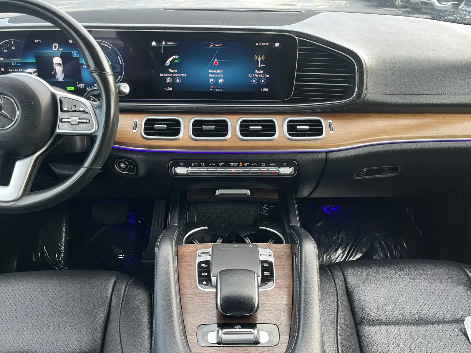 Mercedes-Benz GLS photo 24
