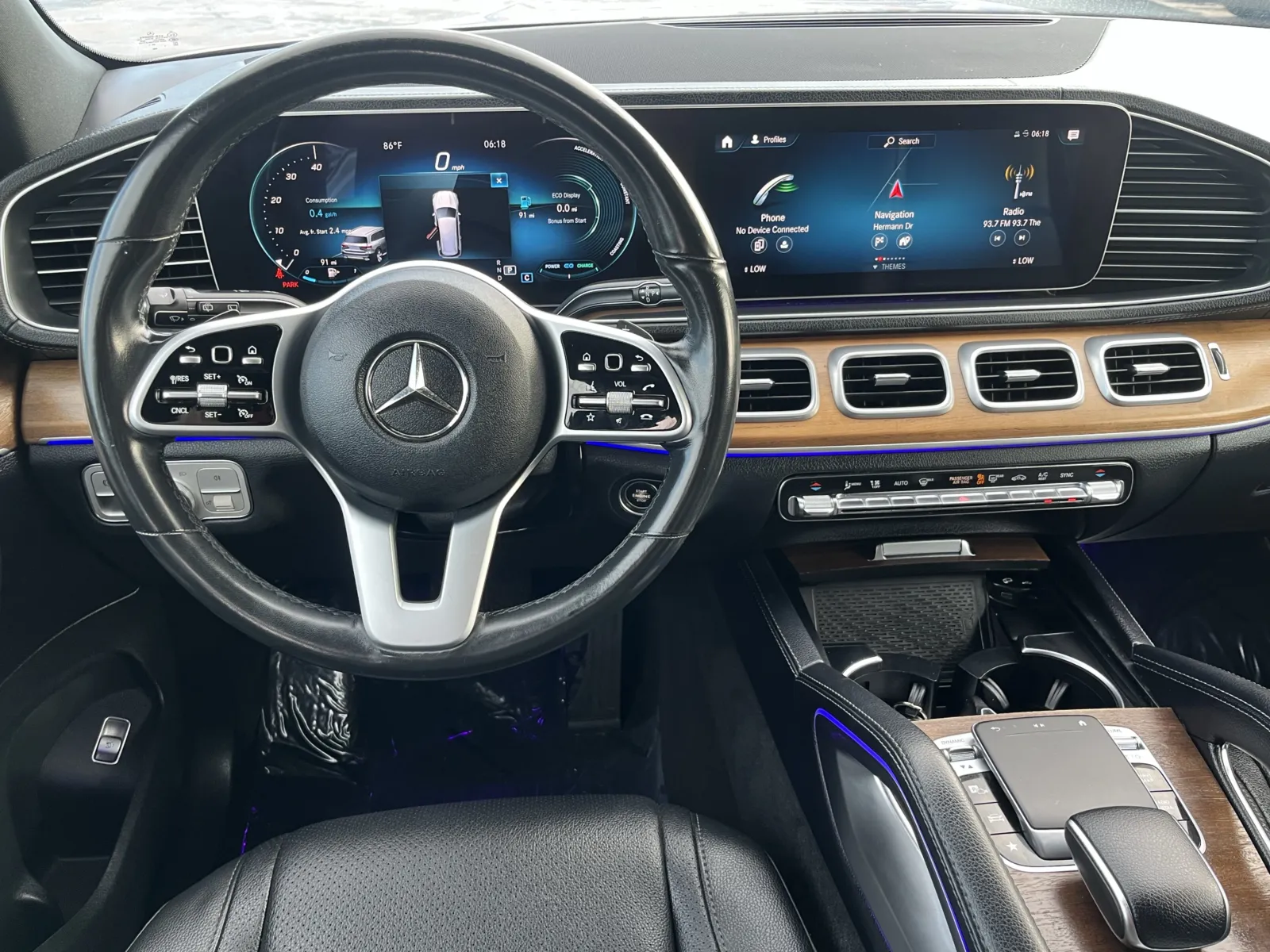 Mercedes-Benz GLS photo 17