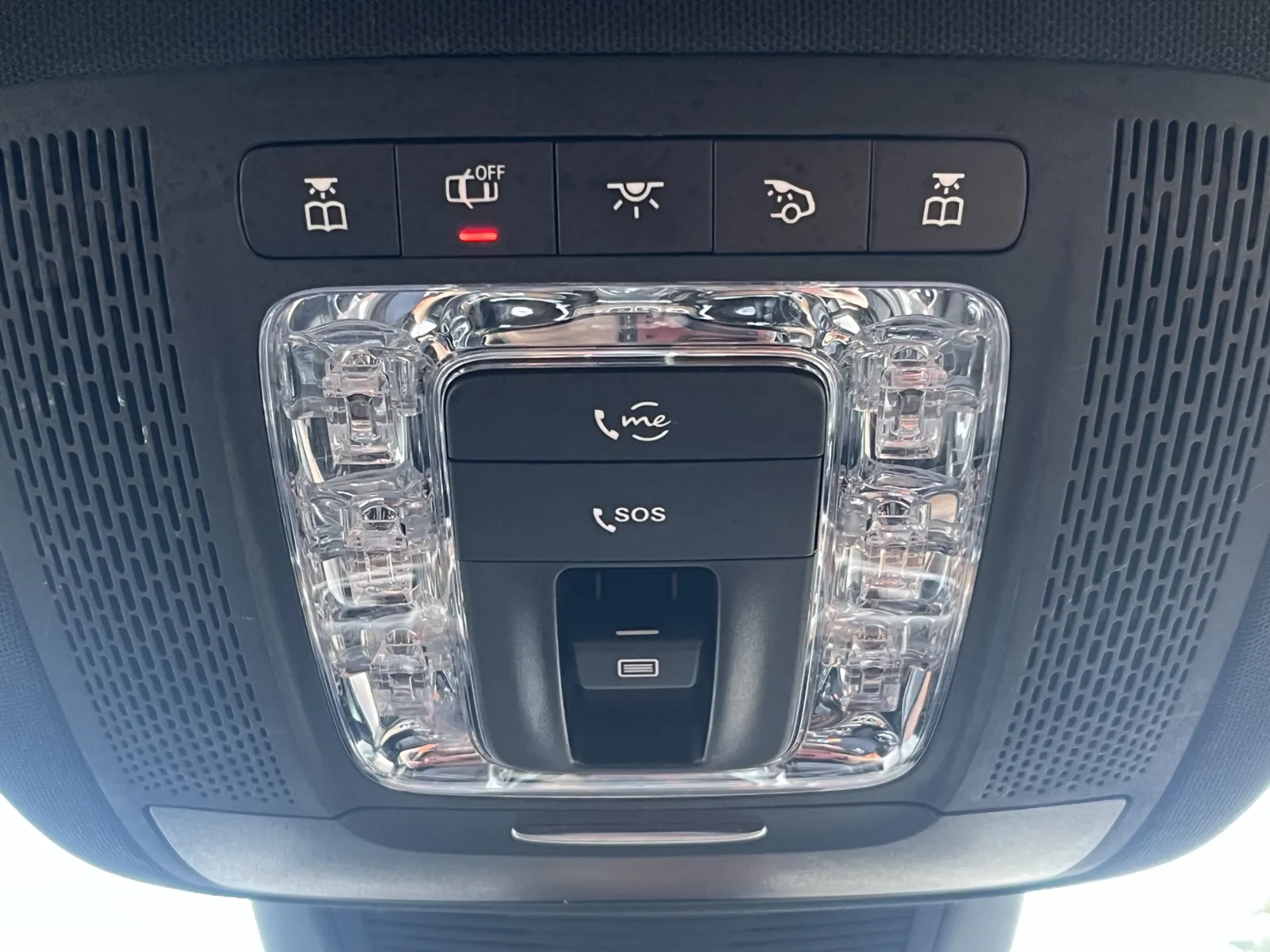 Mercedes-Benz GLS photo 23