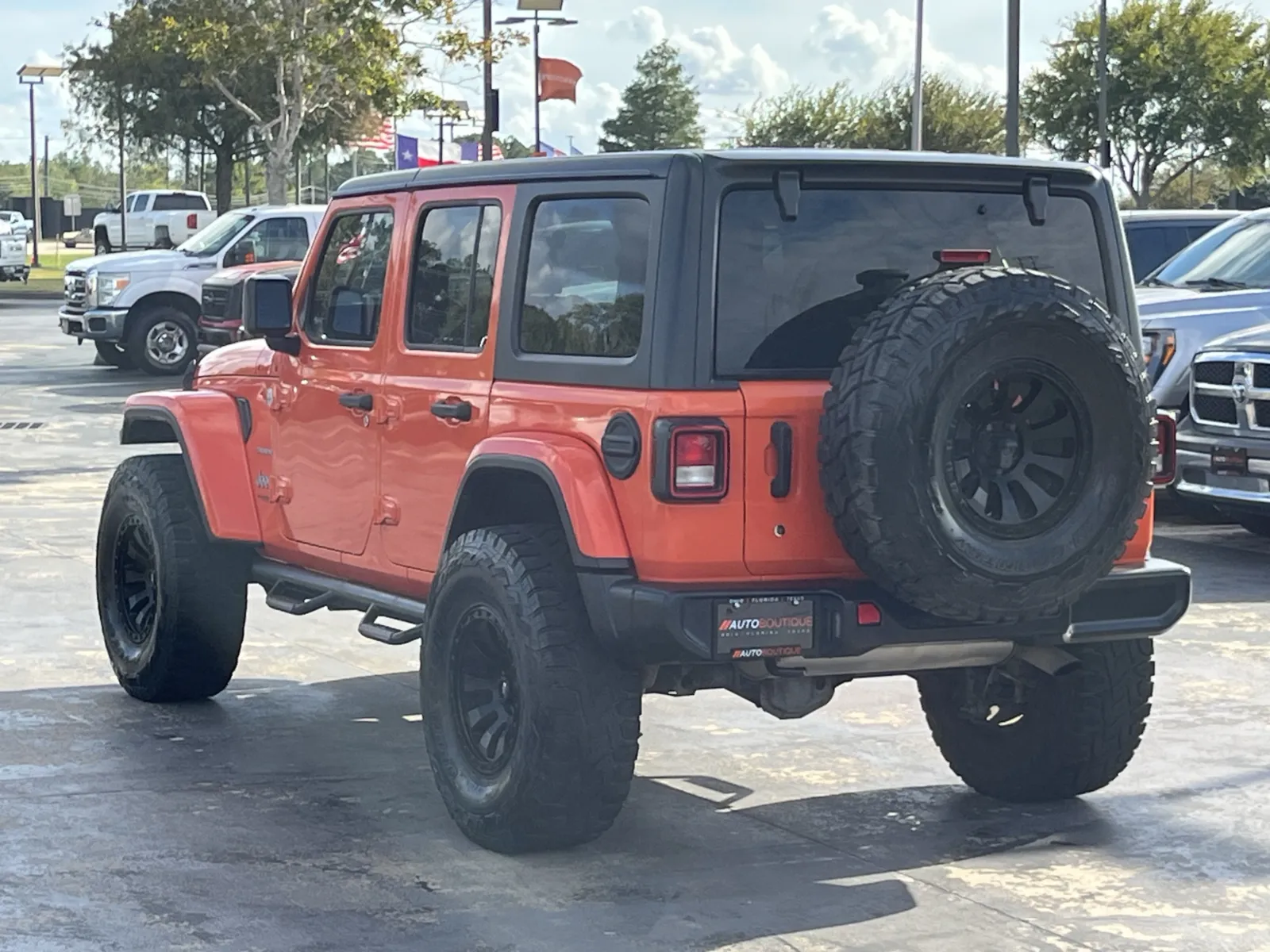Jeep Wrangler photo 10