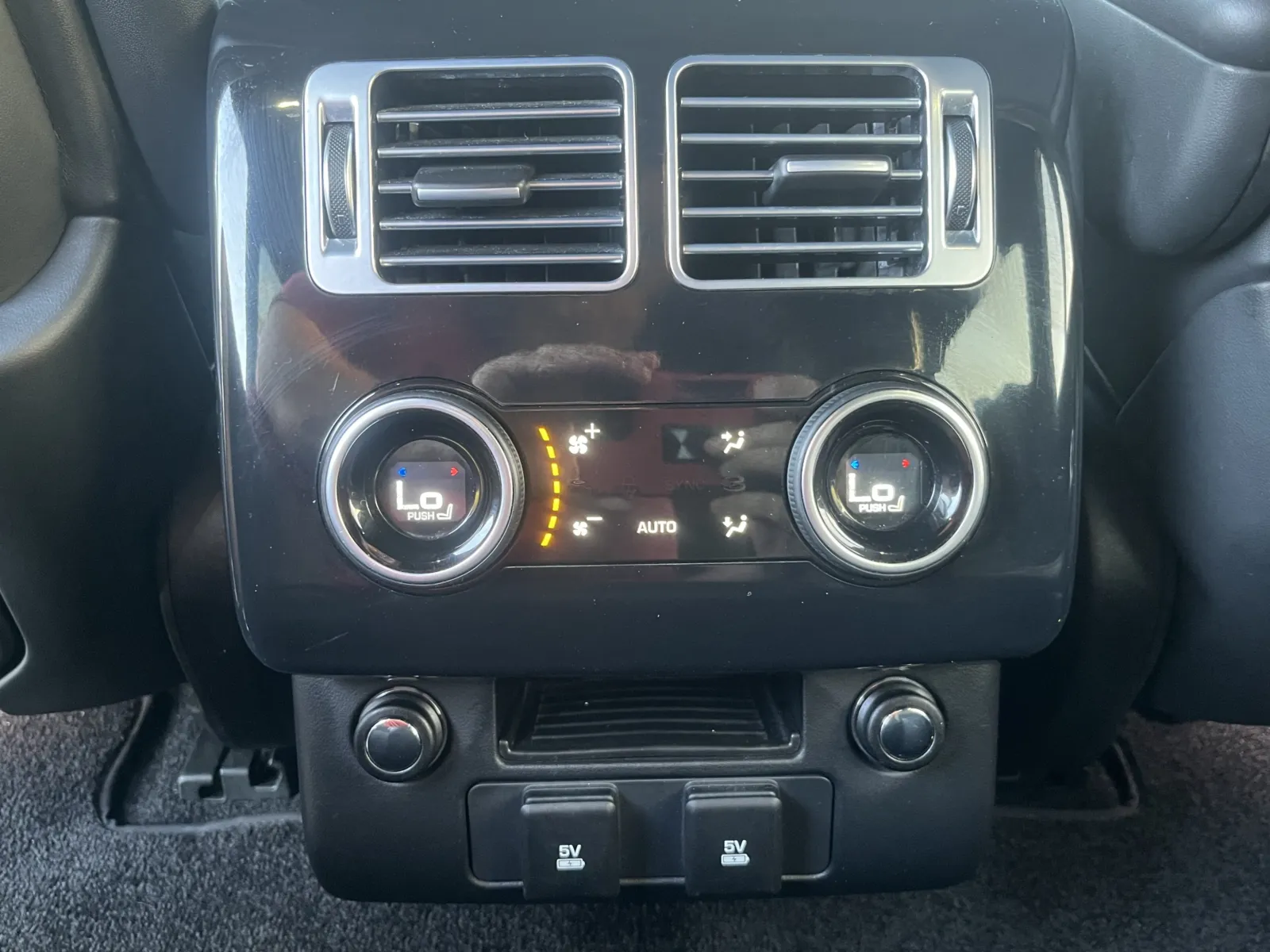 Land Rover Range Rover photo 28