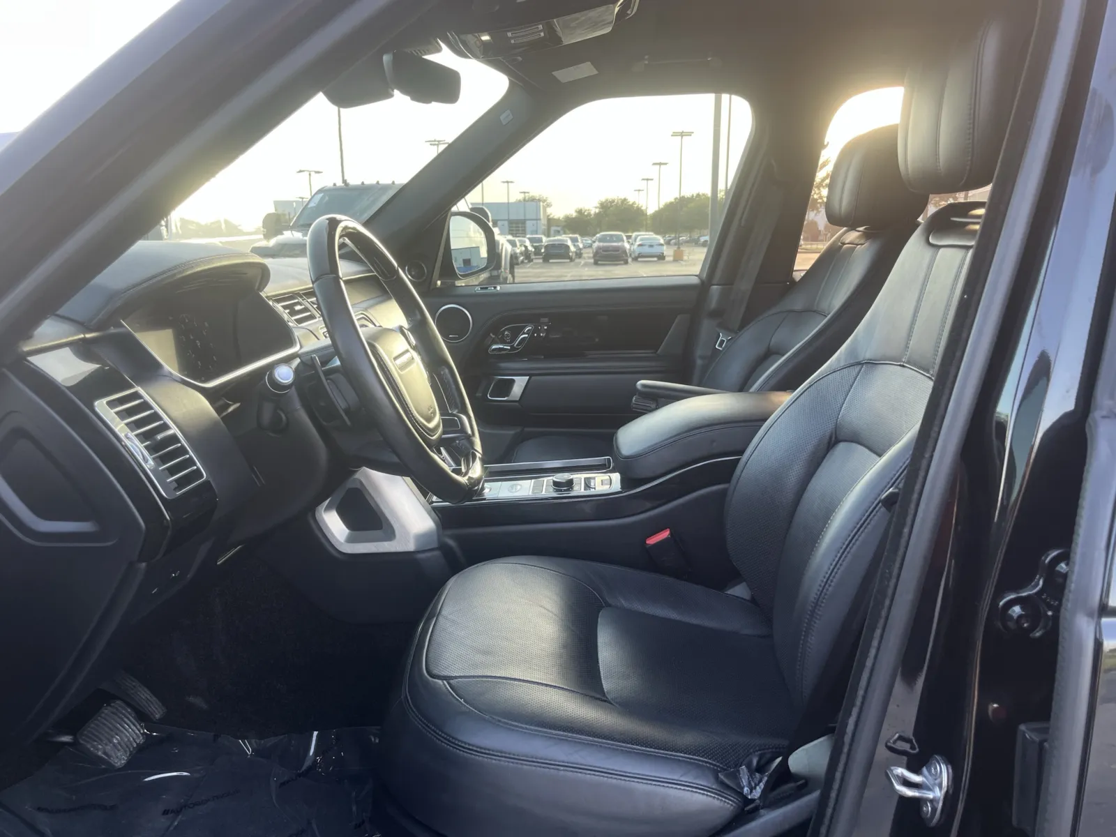 Land Rover Range Rover photo 29