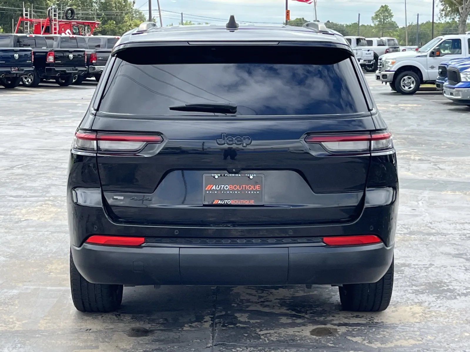 Jeep Grand Cherokee L photo 9