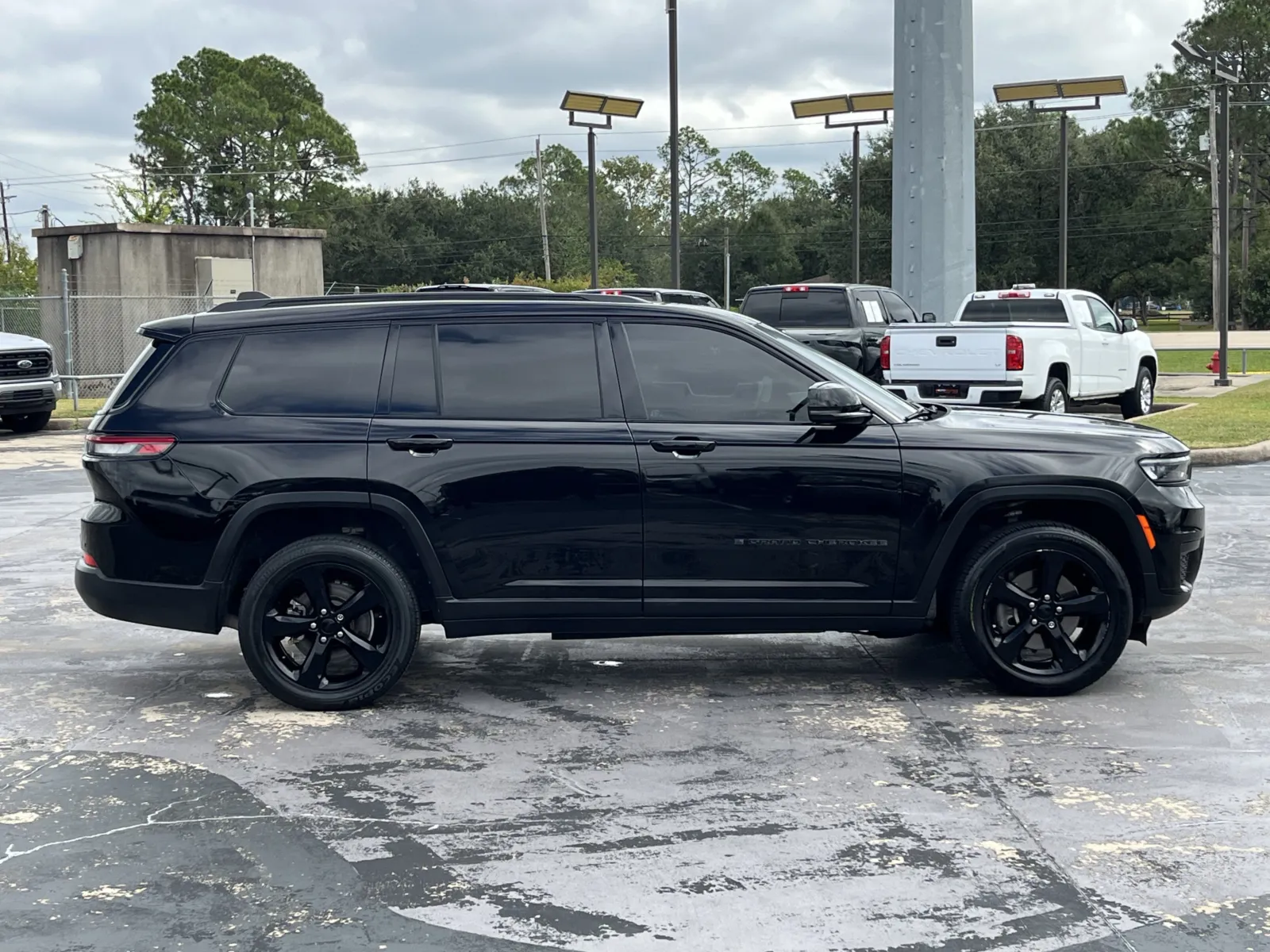 Jeep Grand Cherokee L photo 12