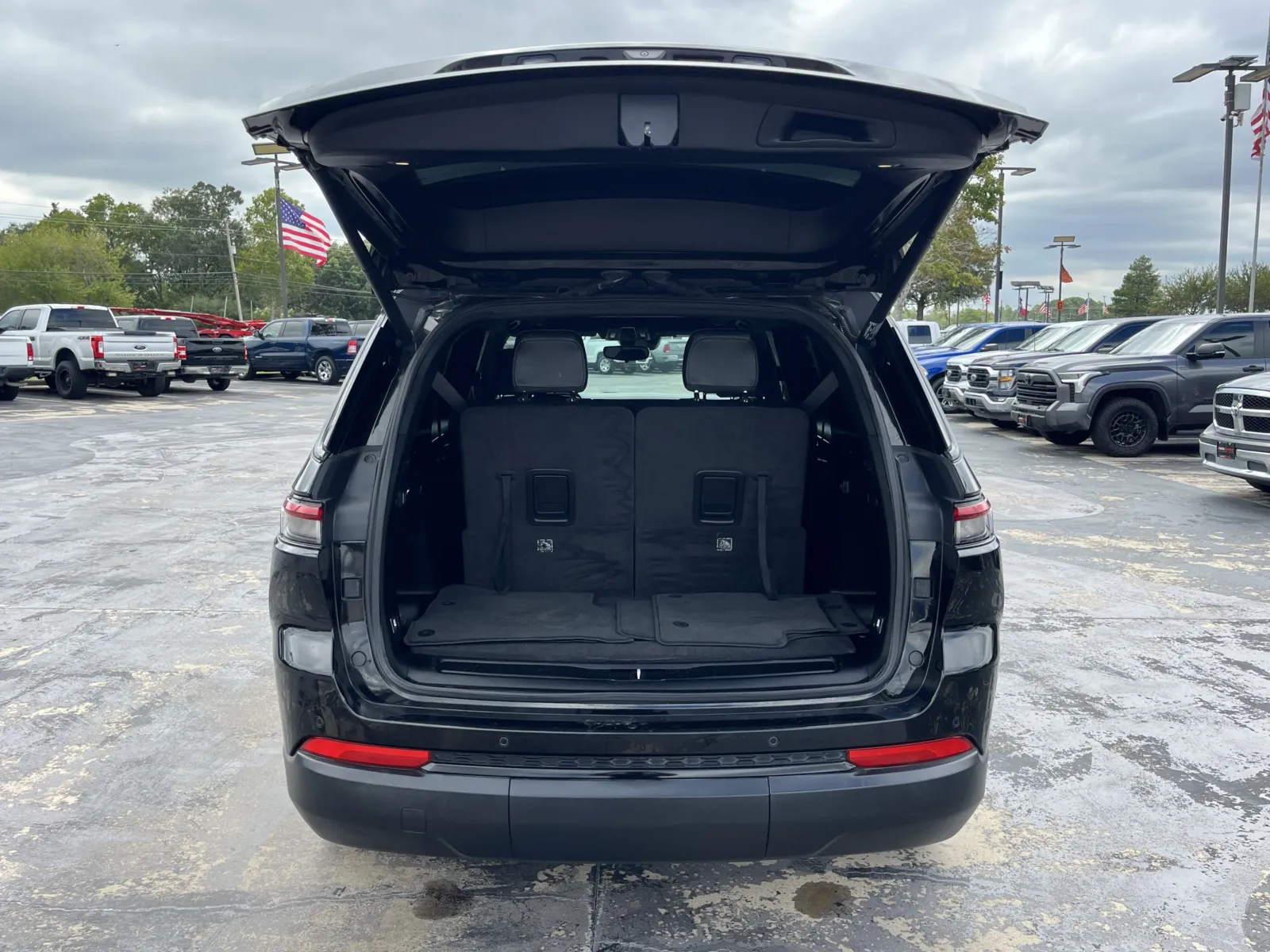 Jeep Grand Cherokee L photo 13