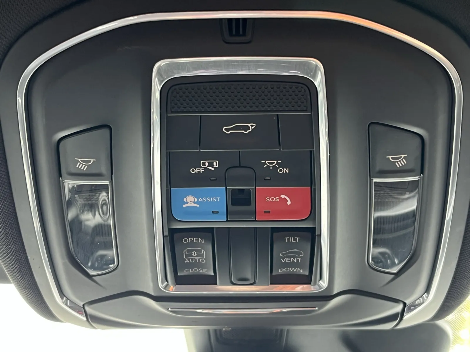 Jeep Grand Cherokee L photo 22