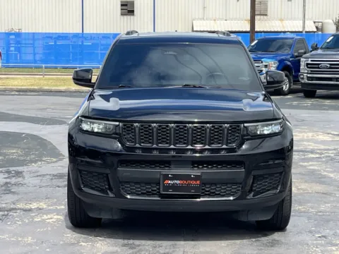 More photos of 2022 Jeep Grand Cherokee L Altitude at Auto Boutique Texas, TX