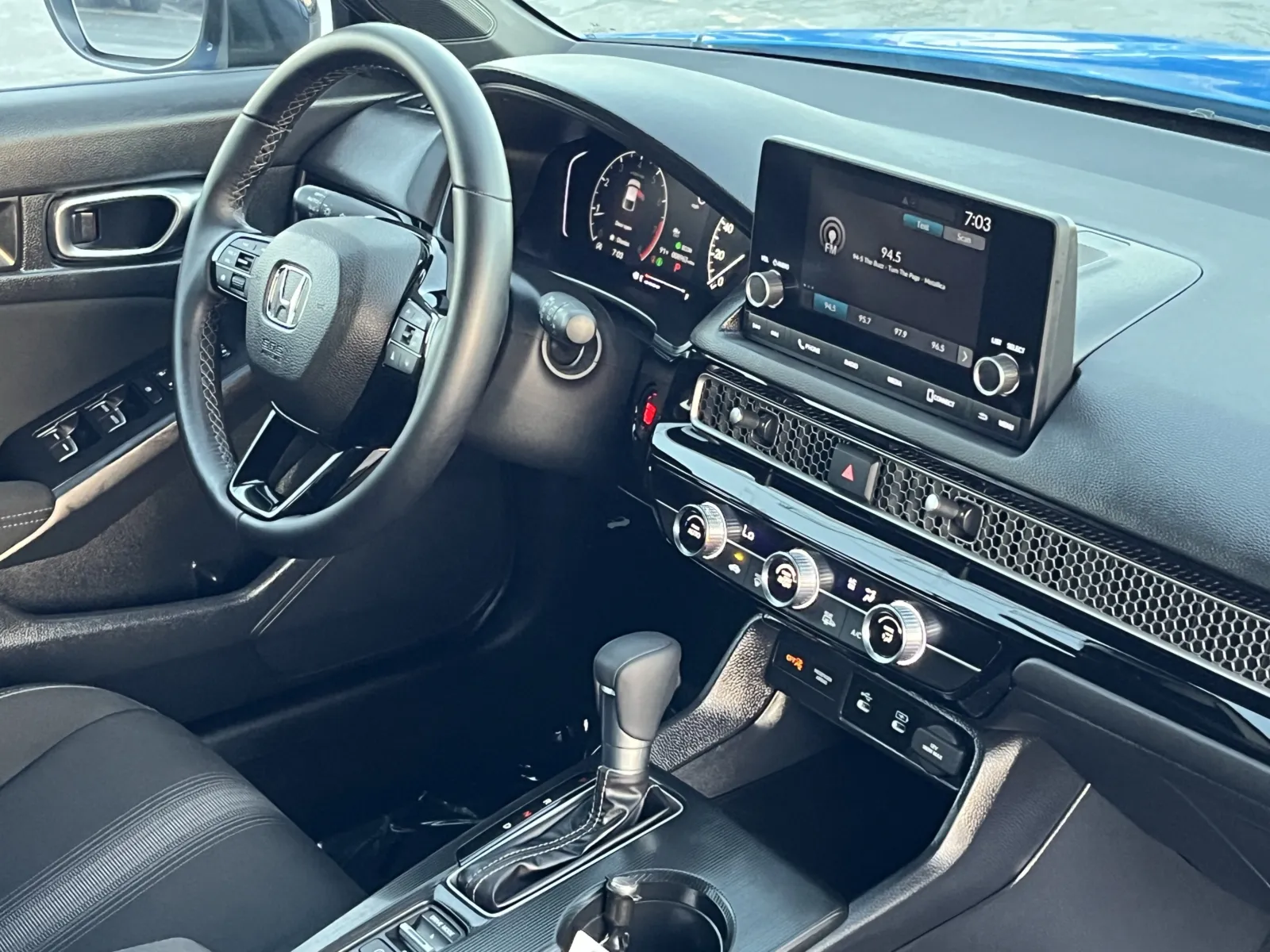 Honda Civic photo 13