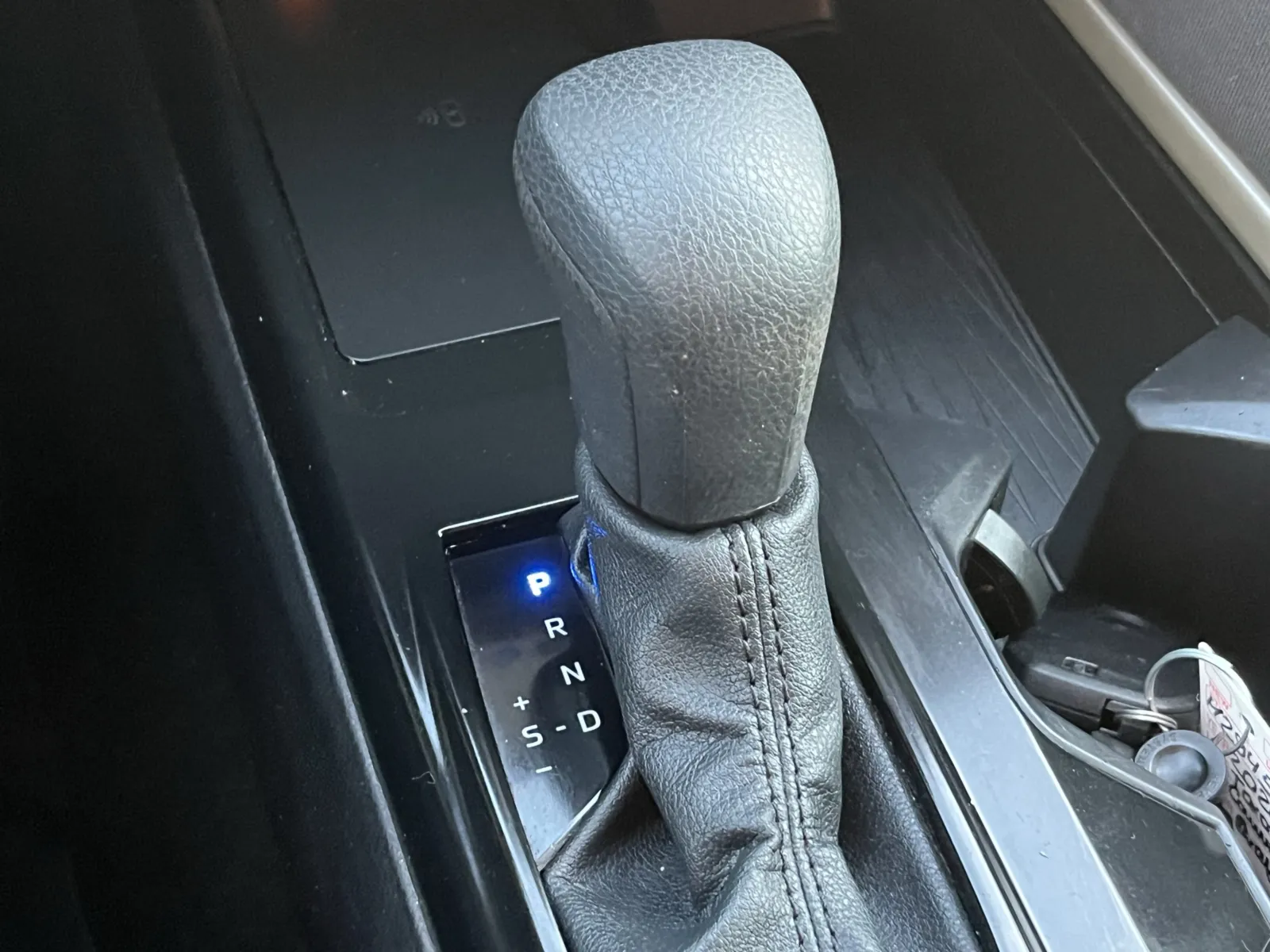 Toyota Camry photo 19