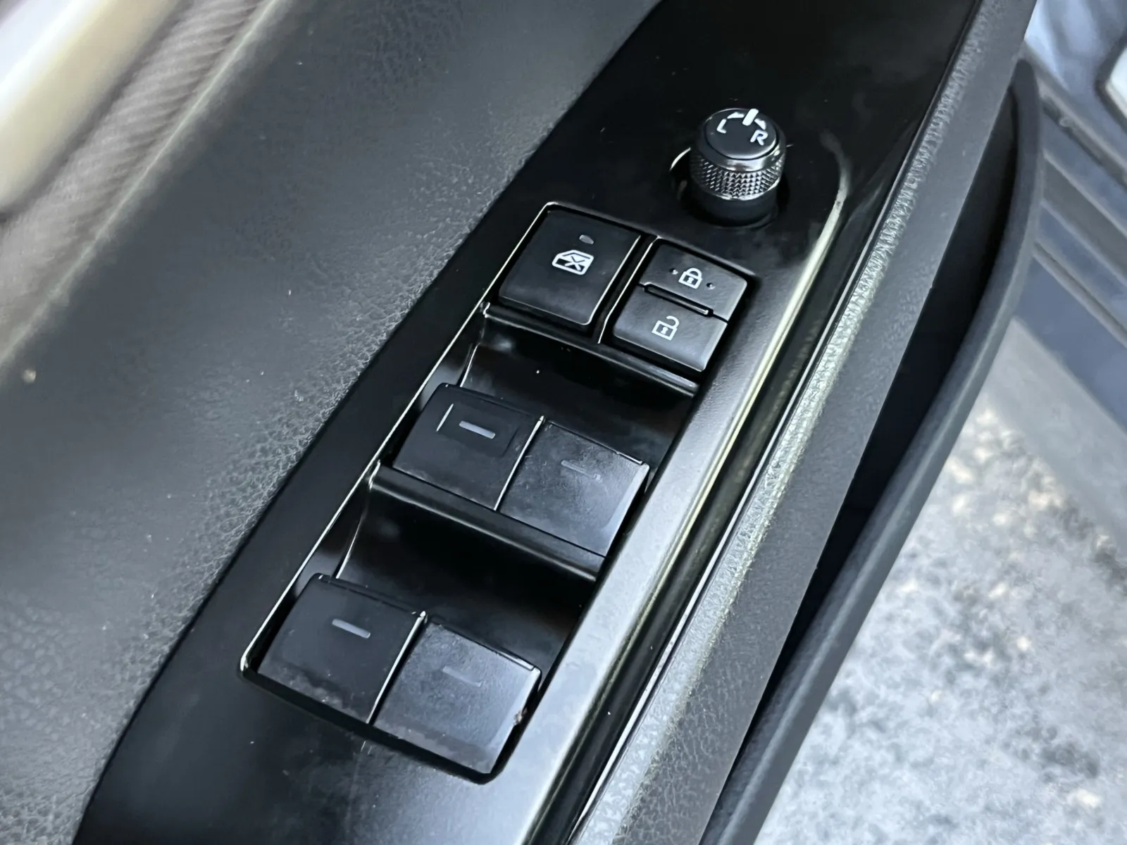 Toyota Camry photo 22