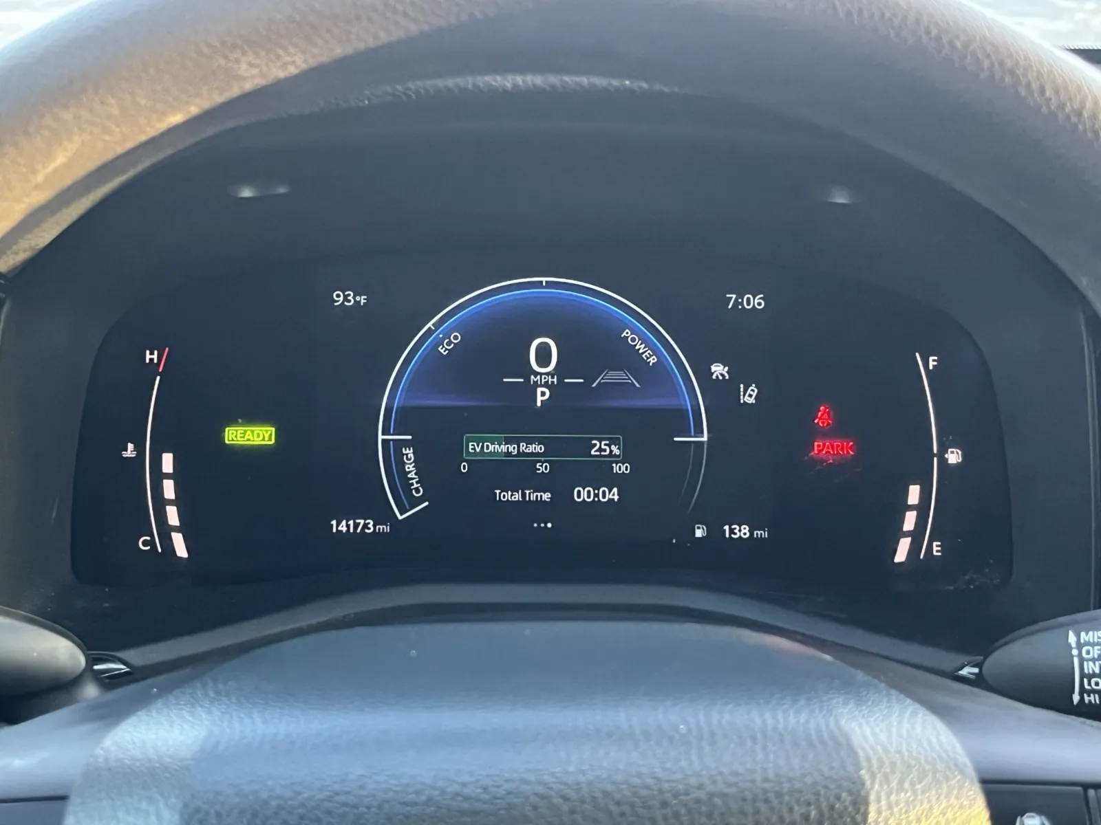 Toyota Camry photo 18