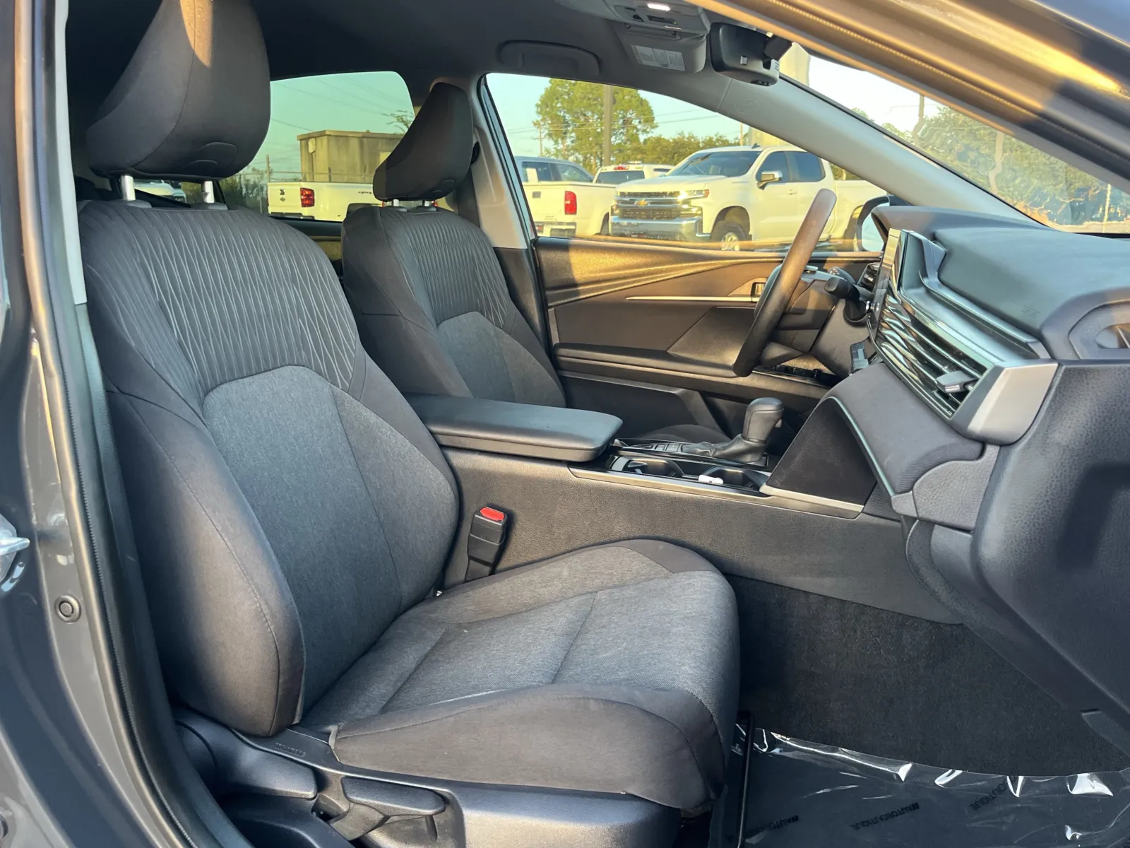 Toyota Camry photo 25