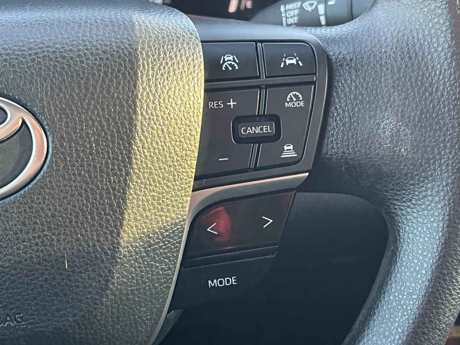 Toyota Camry photo 17