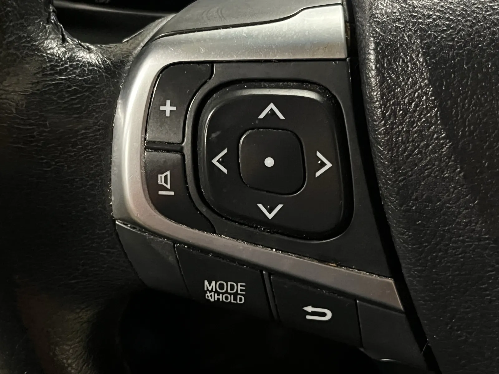 Toyota Camry photo 17