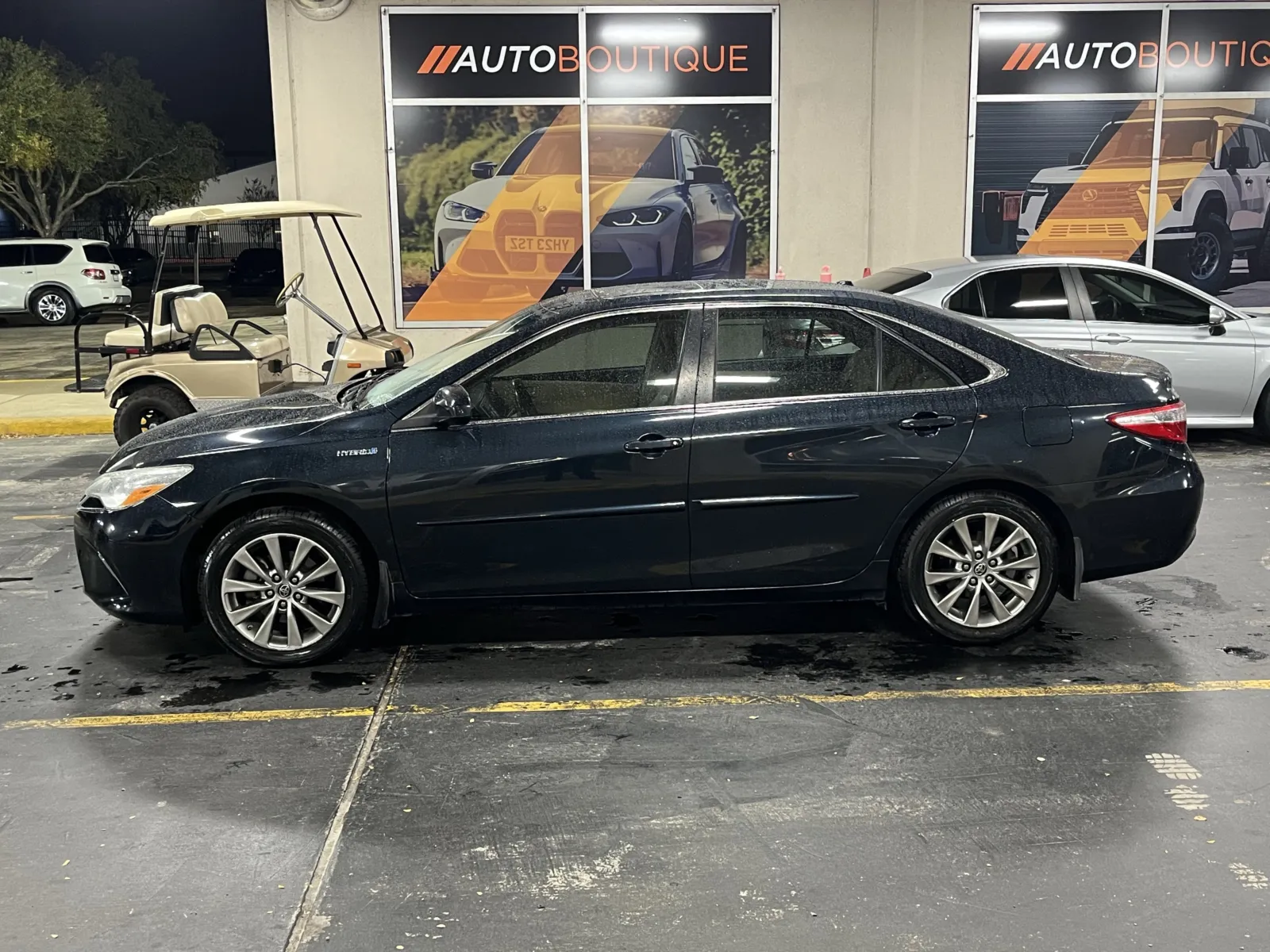 Toyota Camry photo 12
