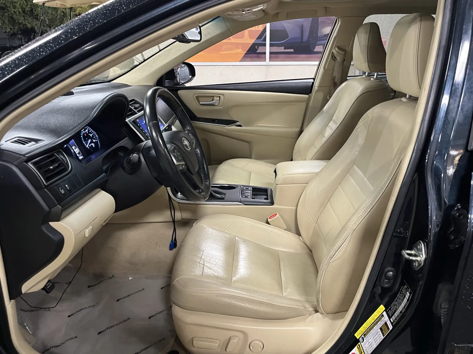 Toyota Camry photo 25