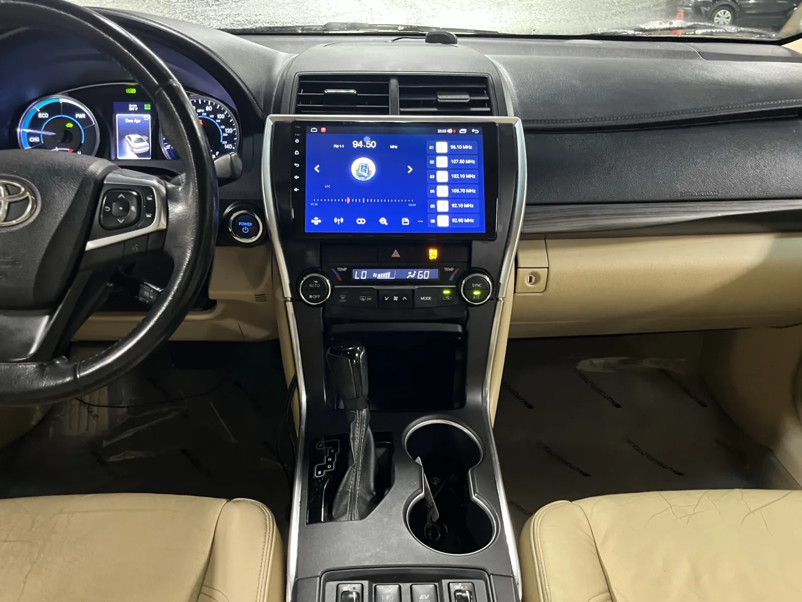 Toyota Camry photo 22
