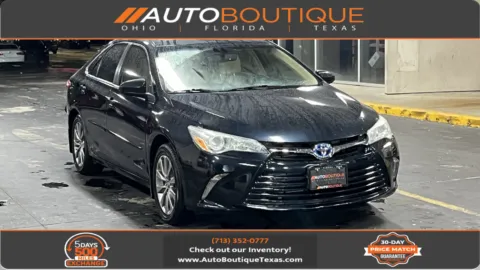 Gray 2015 Toyota Camry Hybrid XLE for sale in Alvin, TX