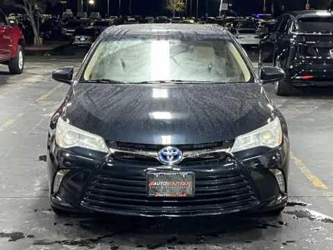 Another view of 2015 Toyota Camry Hybrid XLE for sale in Alvin, TX at Auto Boutique Texas