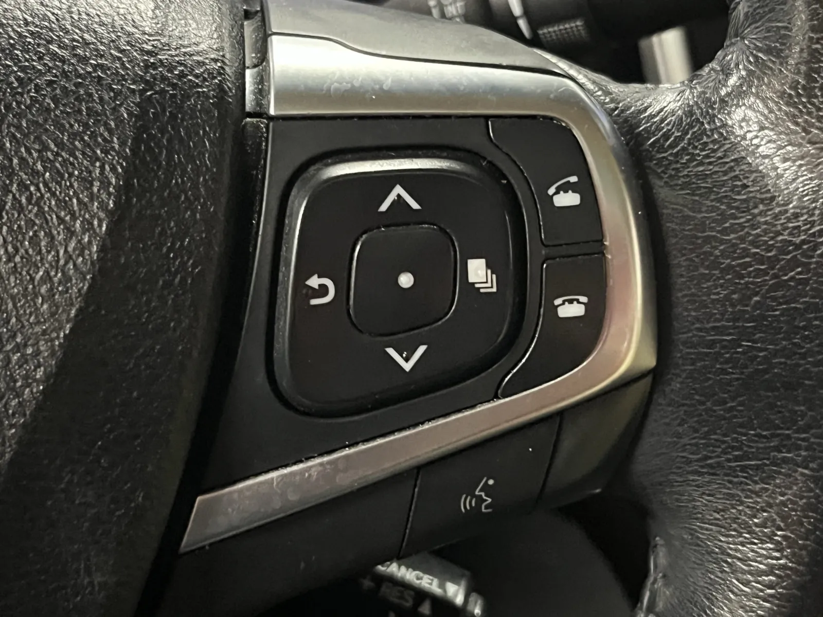 Toyota Camry photo 18