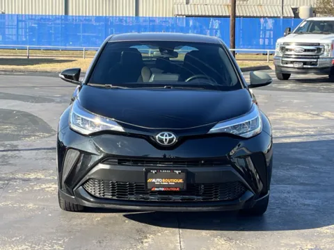 More photos of 2020 Toyota C-HR XLE at Auto Boutique Texas, TX