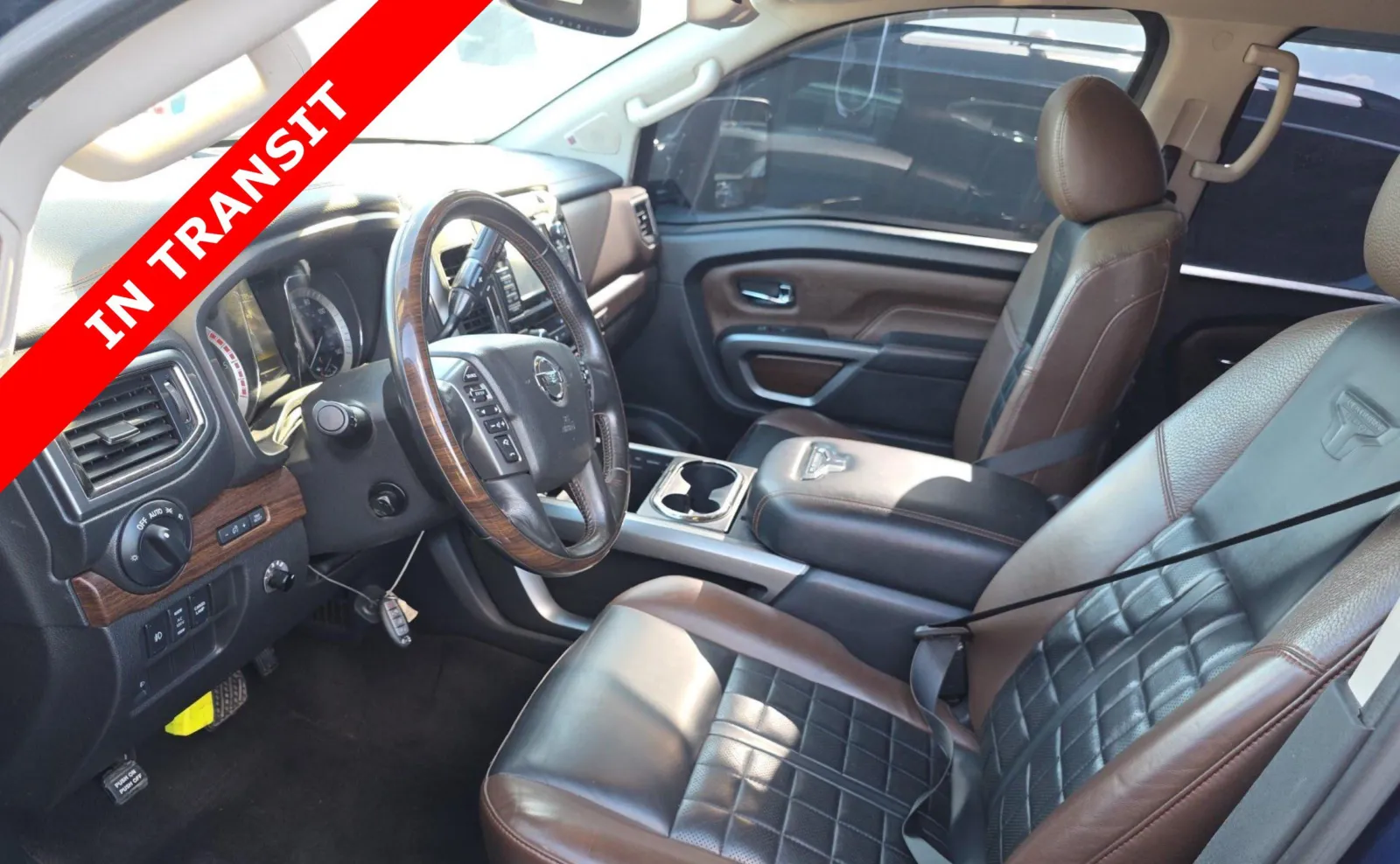 Nissan Titan photo 6