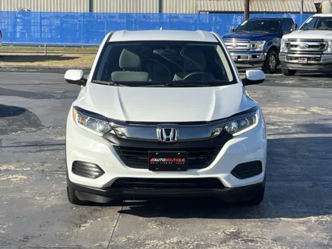 More photos of 2022 Honda HR-V LX at Auto Boutique Texas, TX
