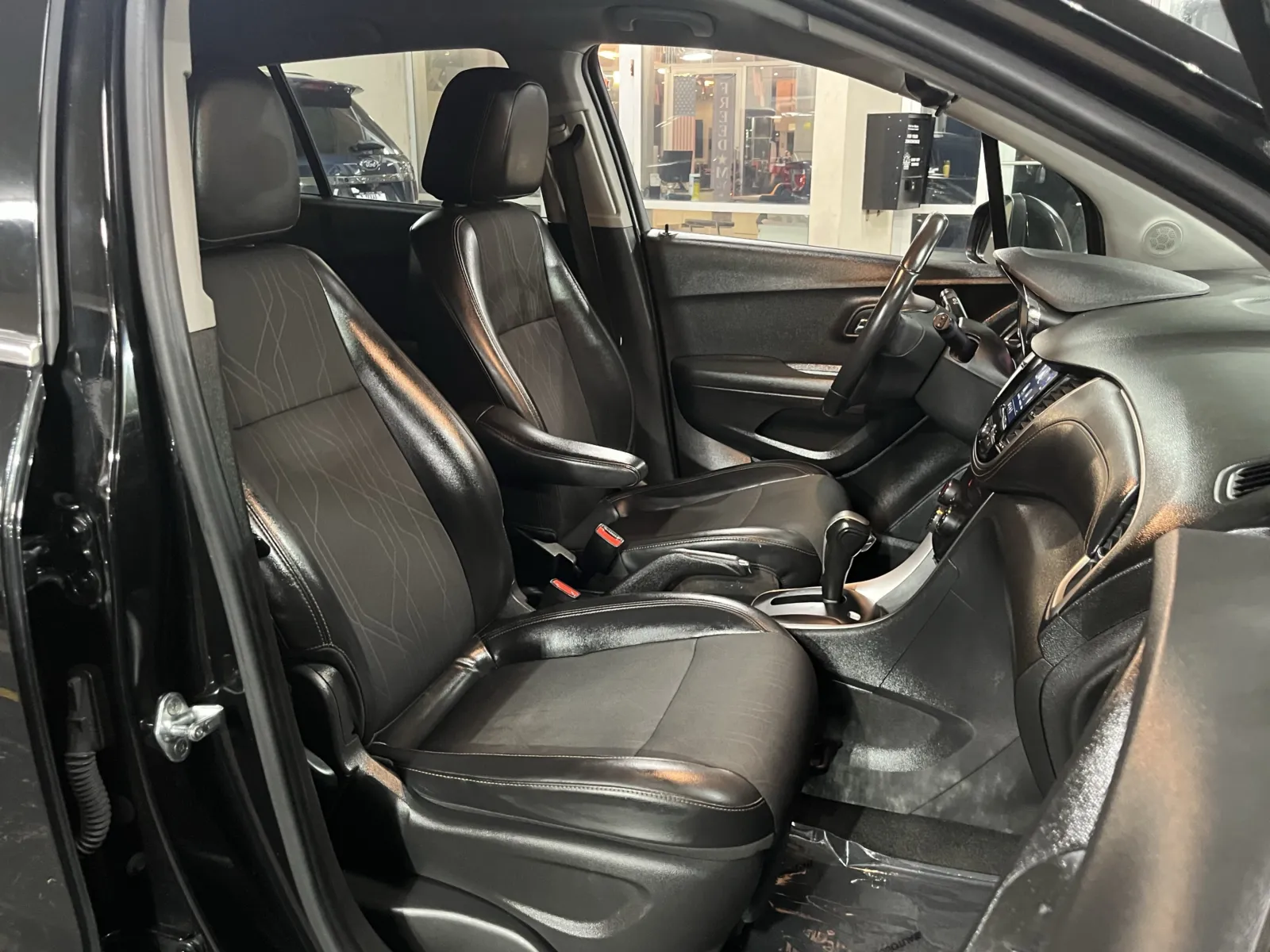 Chevrolet Trax photo 24