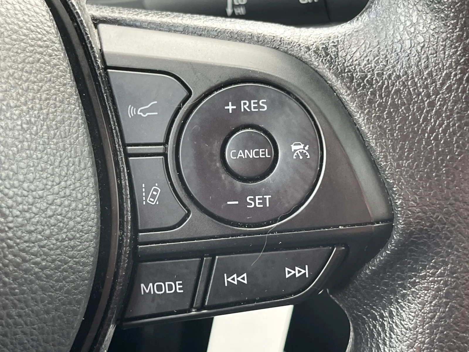 Toyota RAV4 photo 19