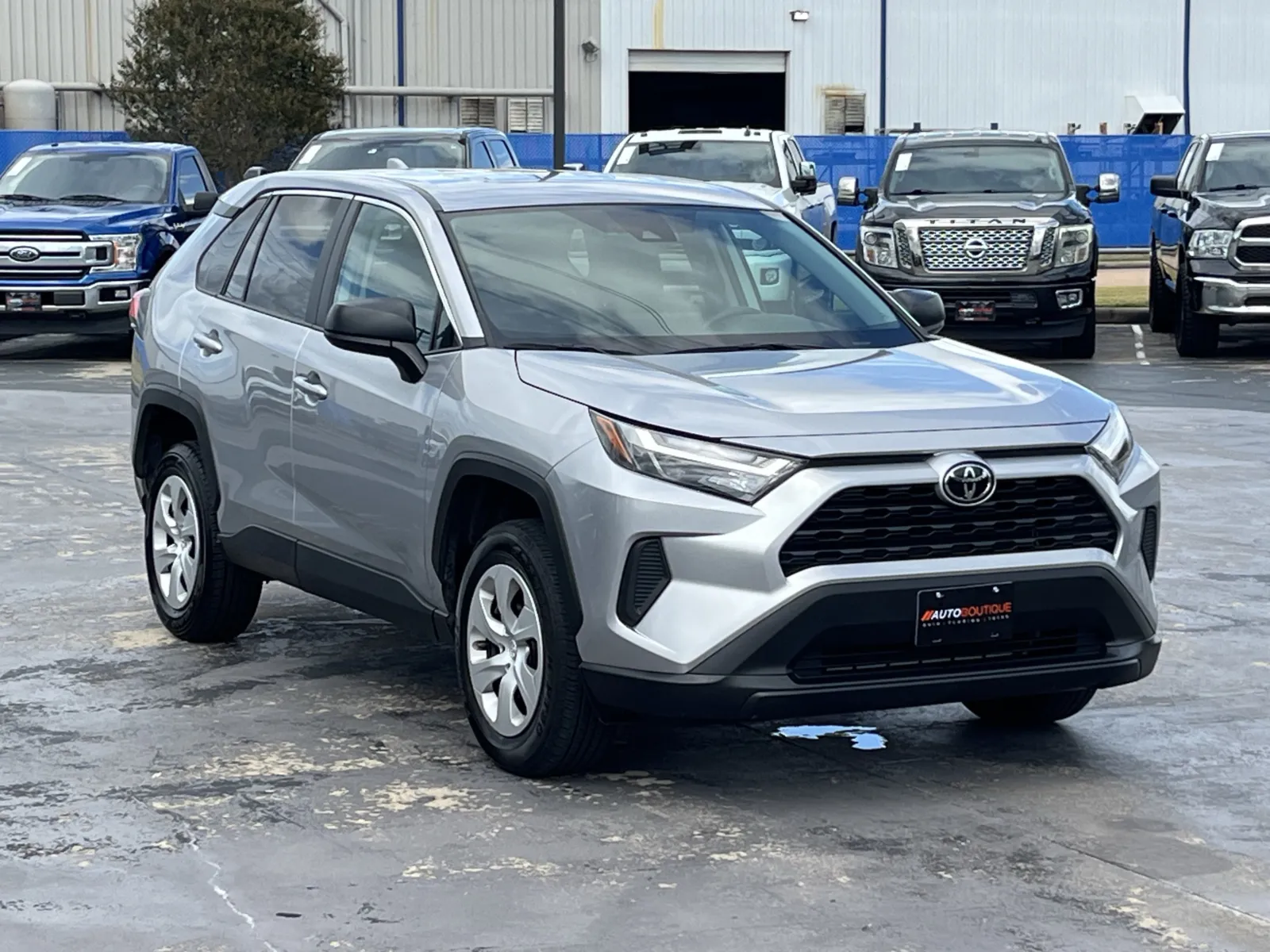 Toyota RAV4 photo 3