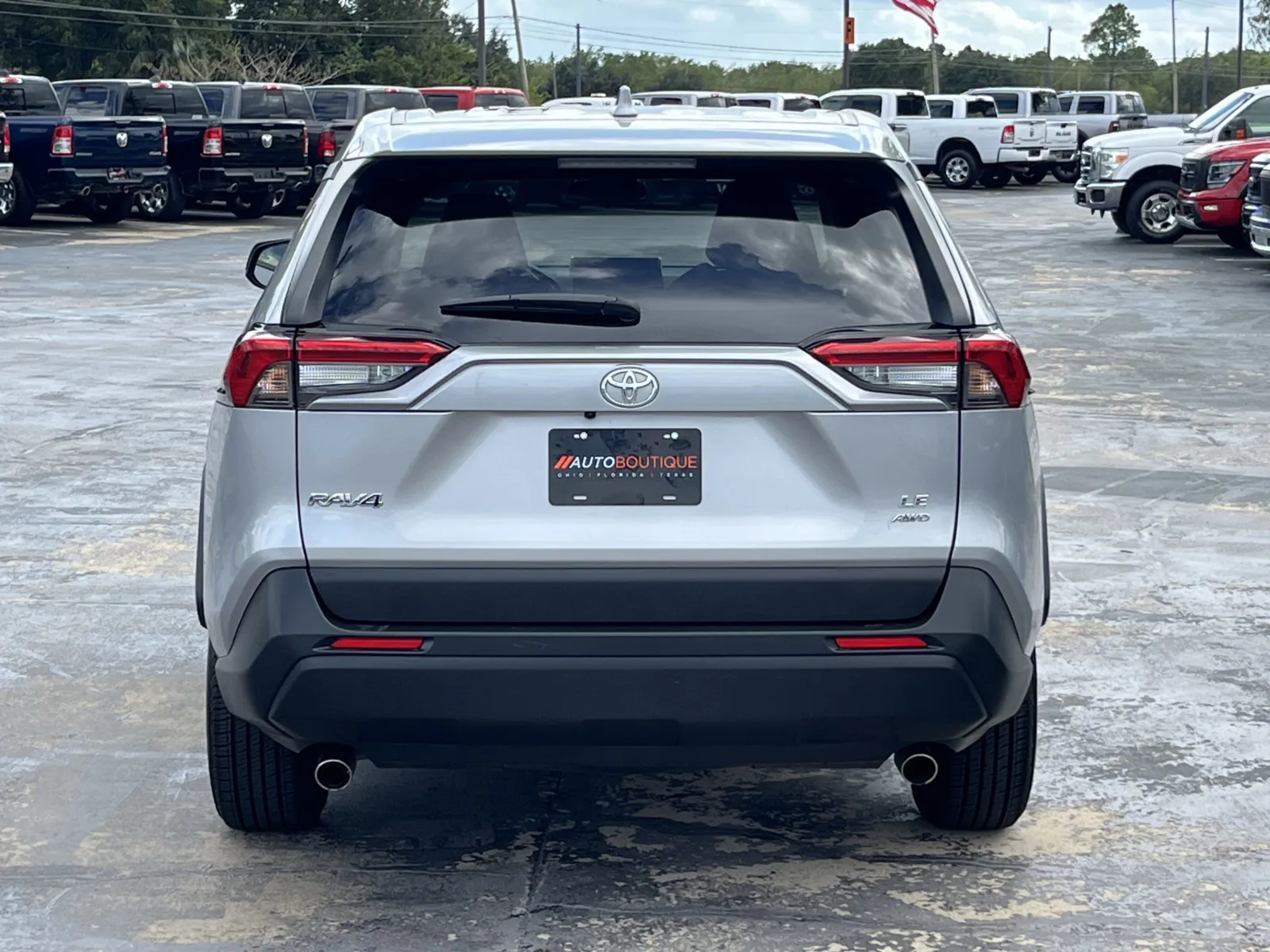 Toyota RAV4 photo 7