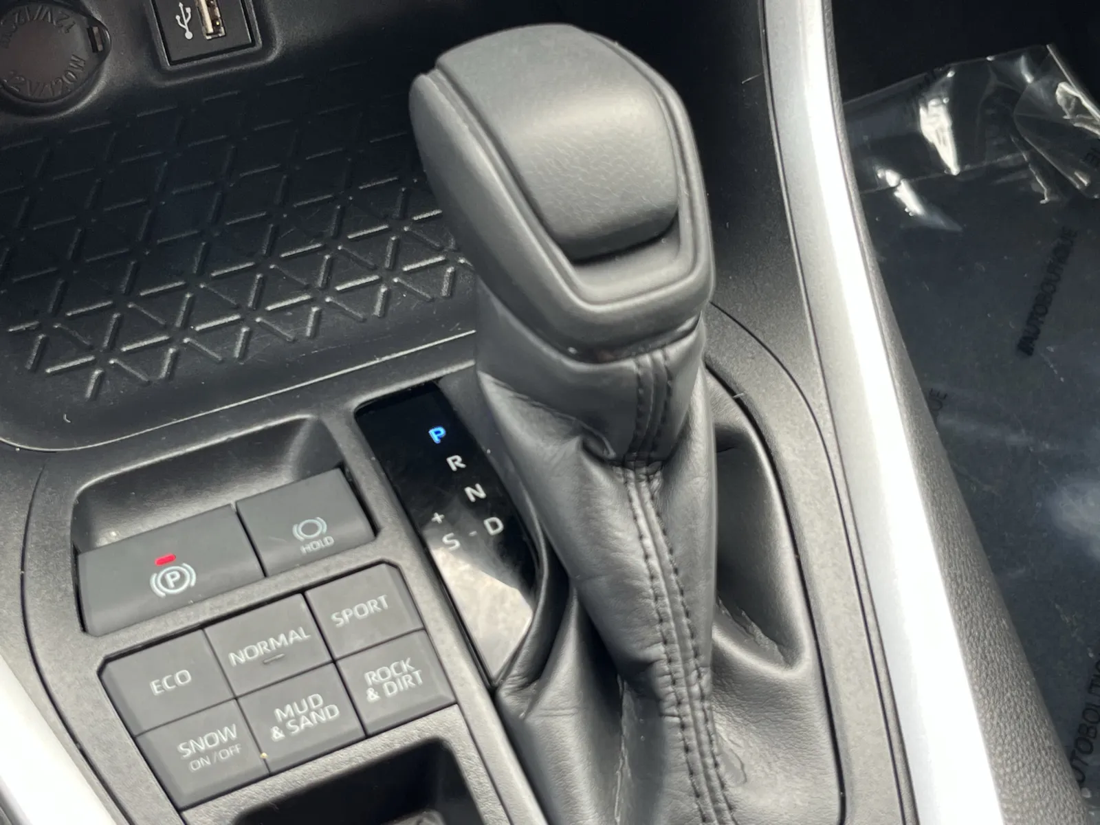Toyota RAV4 photo 21