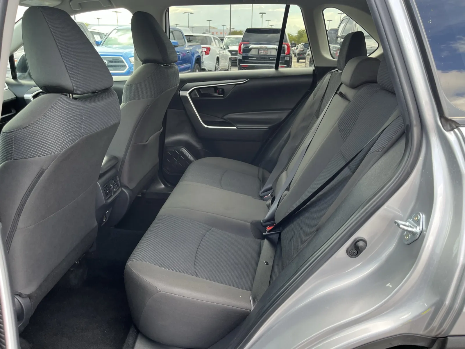 Toyota RAV4 photo 27