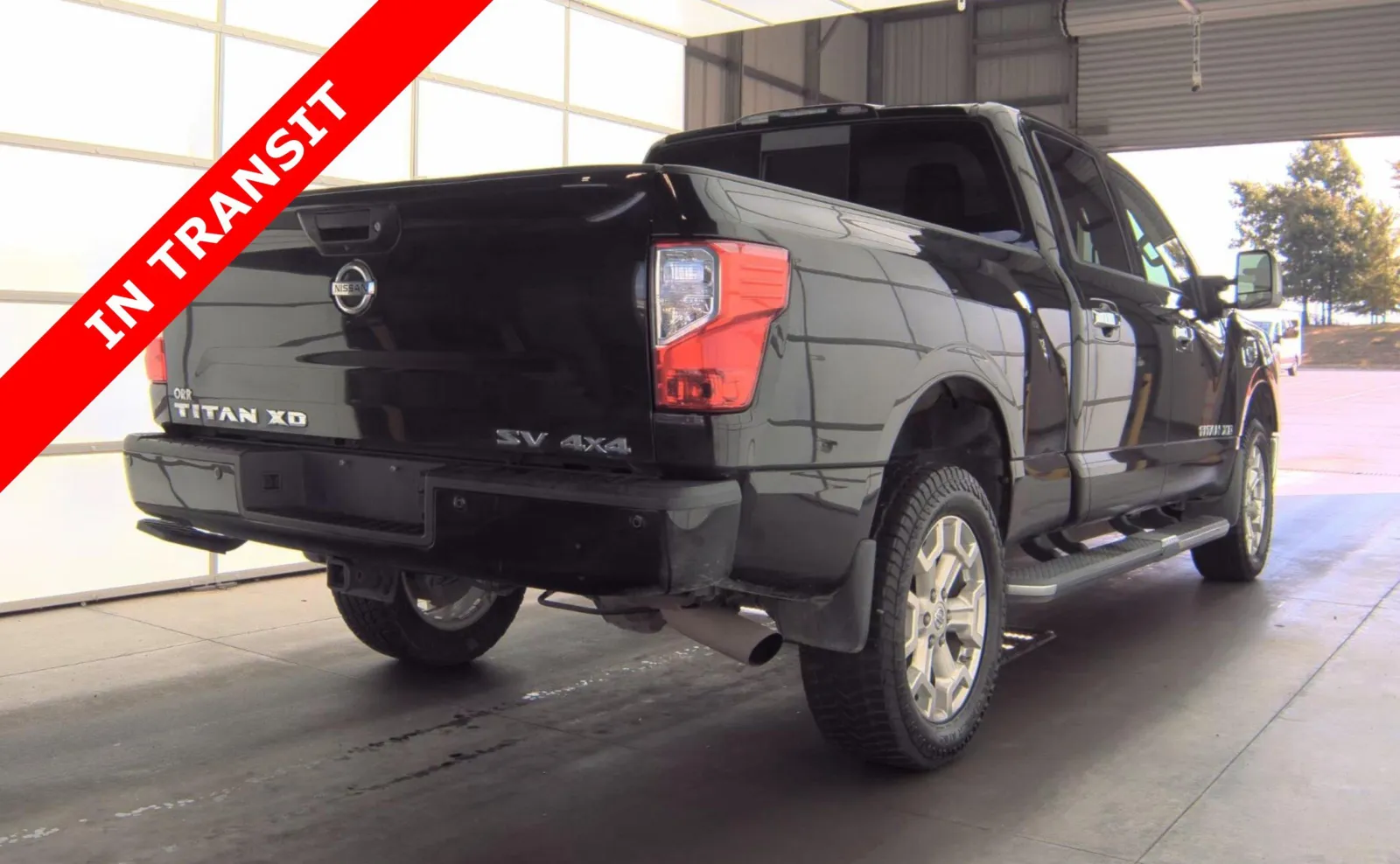 Nissan Titan photo 5