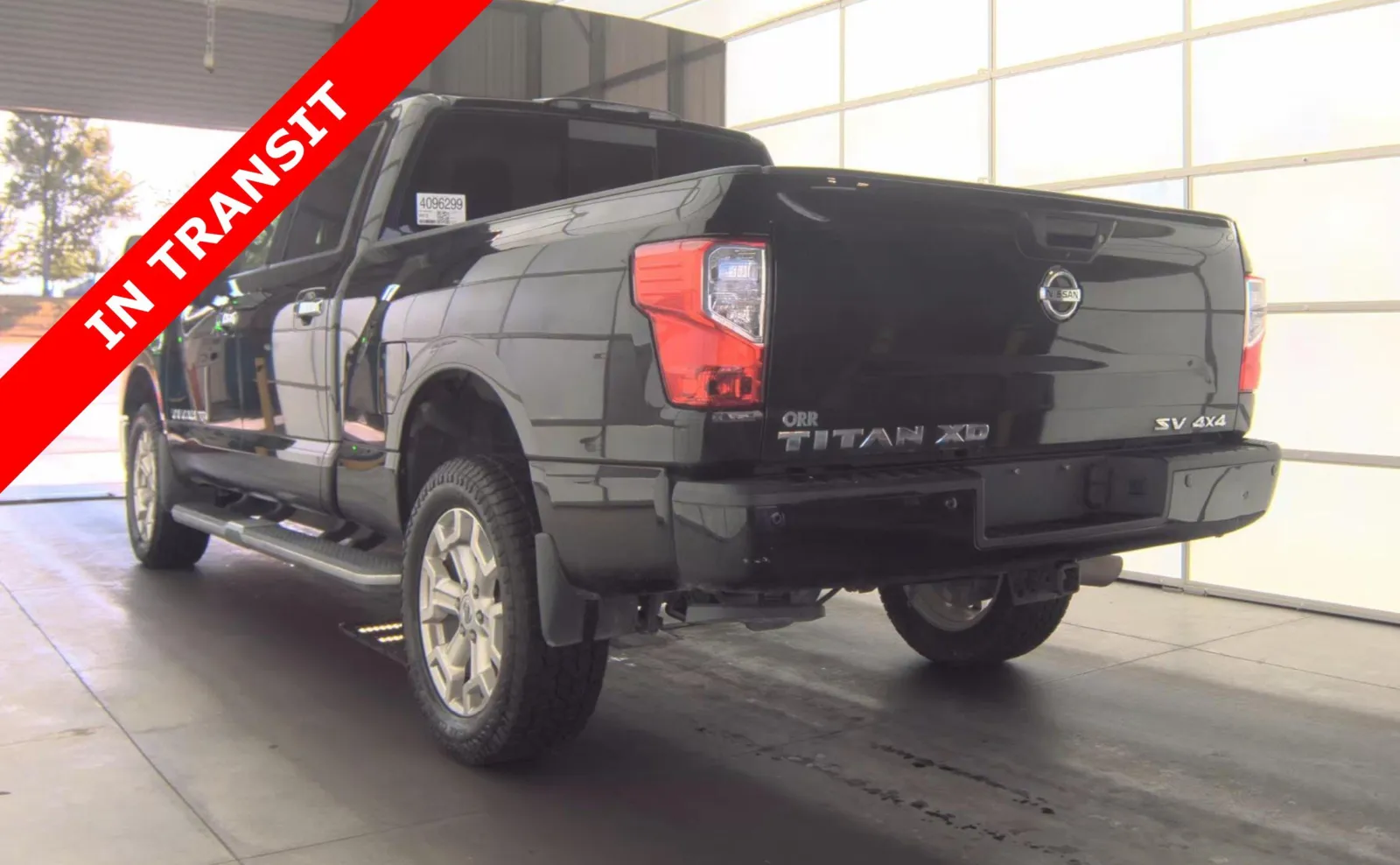 Nissan Titan photo 4