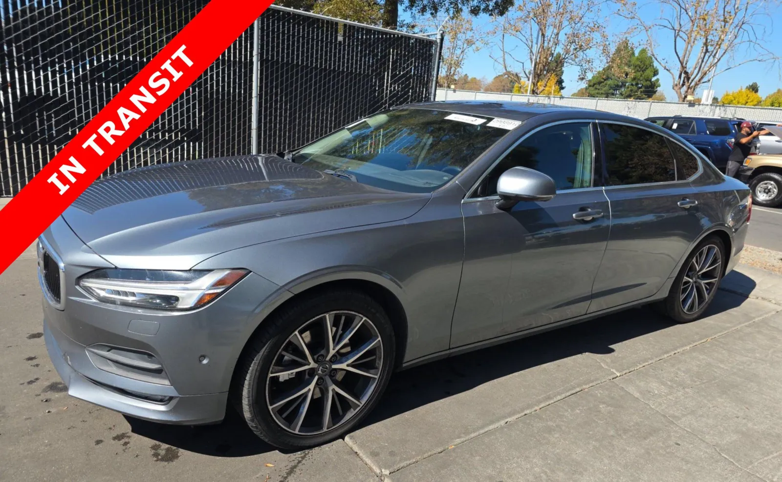 2018 Volvo S90 Momentum