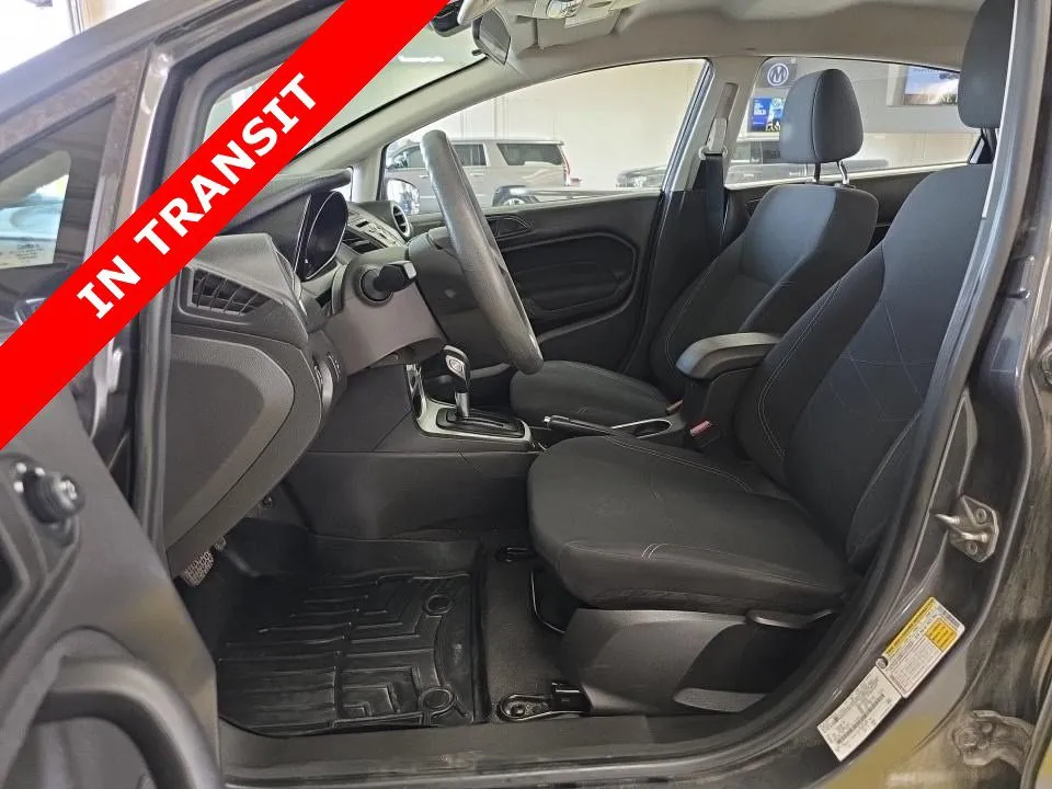 Ford Fiesta photo 6