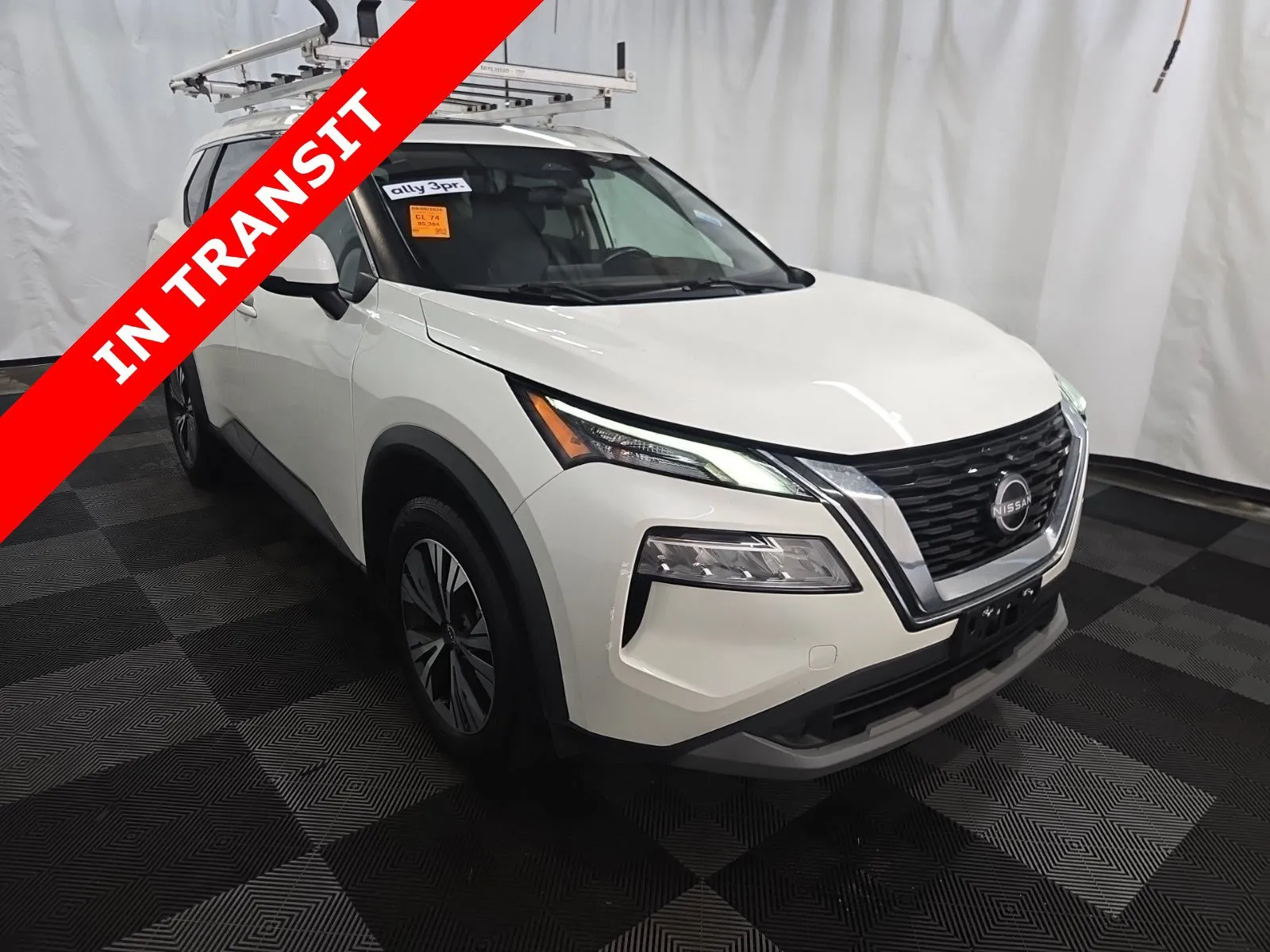 Nissan Rogue photo 3