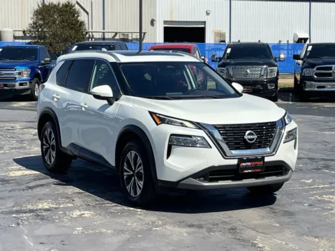 Another view of 2022 Nissan Rogue SV for sale in Alvin, TX at Auto Boutique Texas