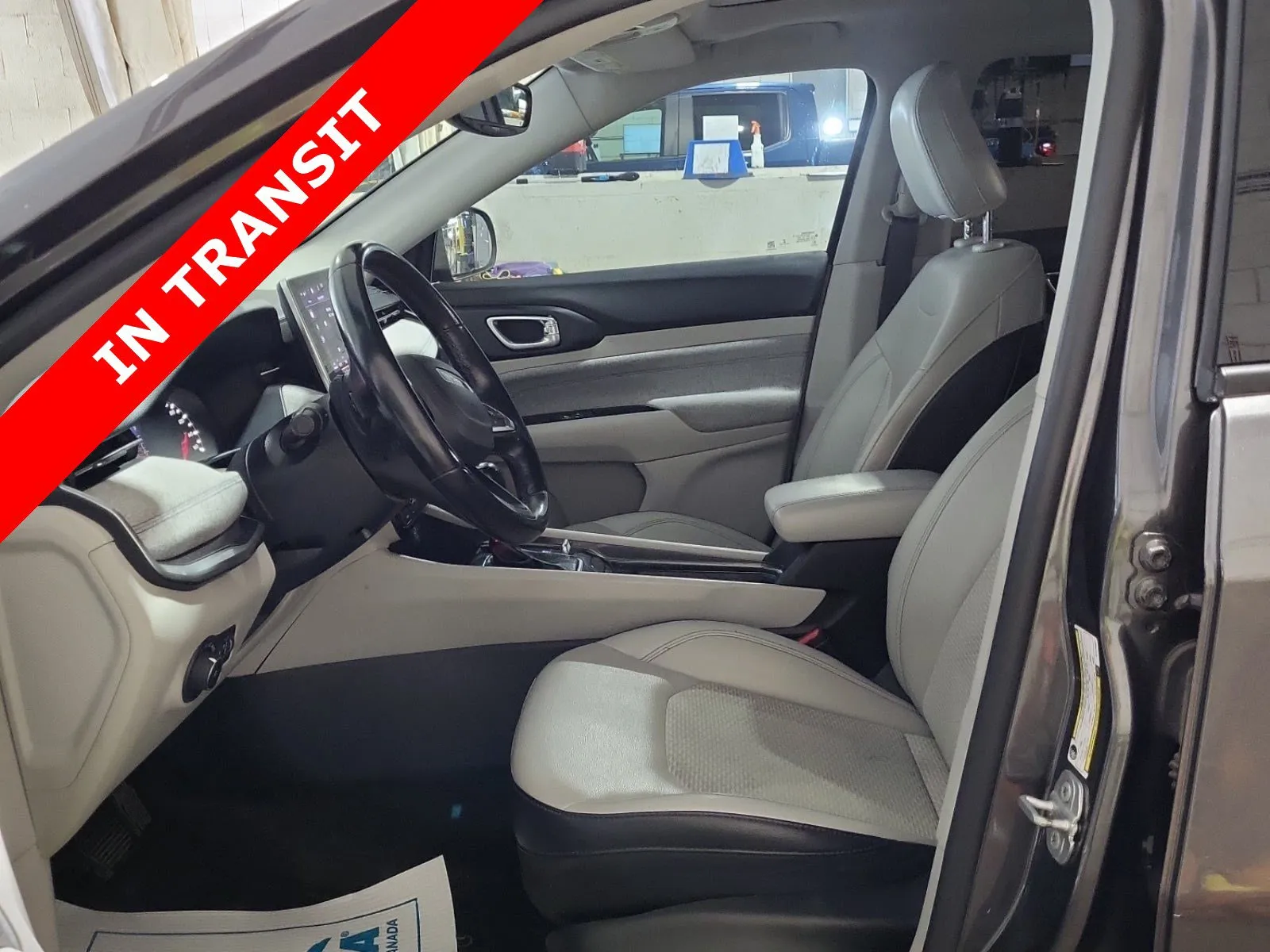 Jeep Compass photo 6