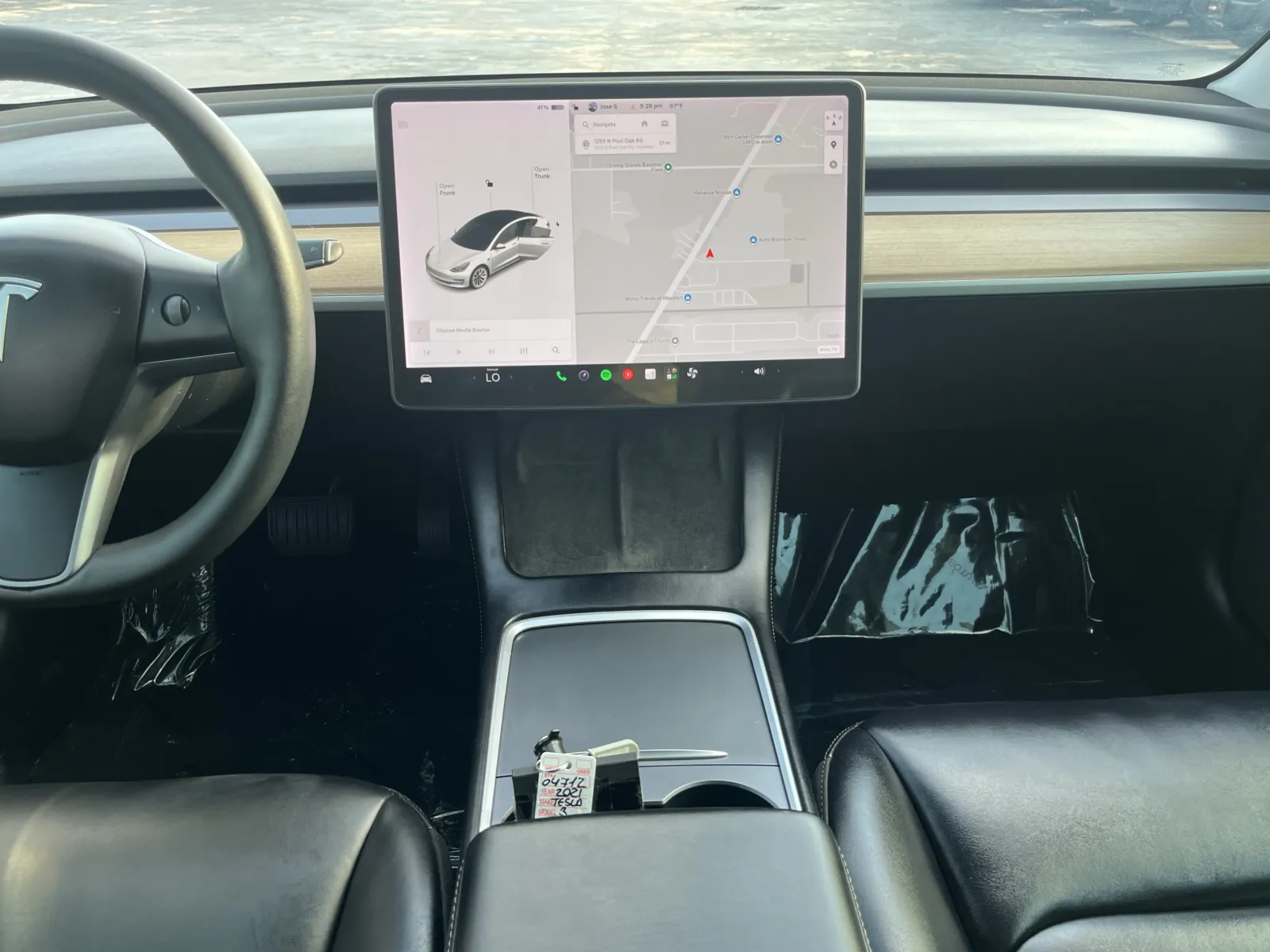 Tesla Model 3 photo 24