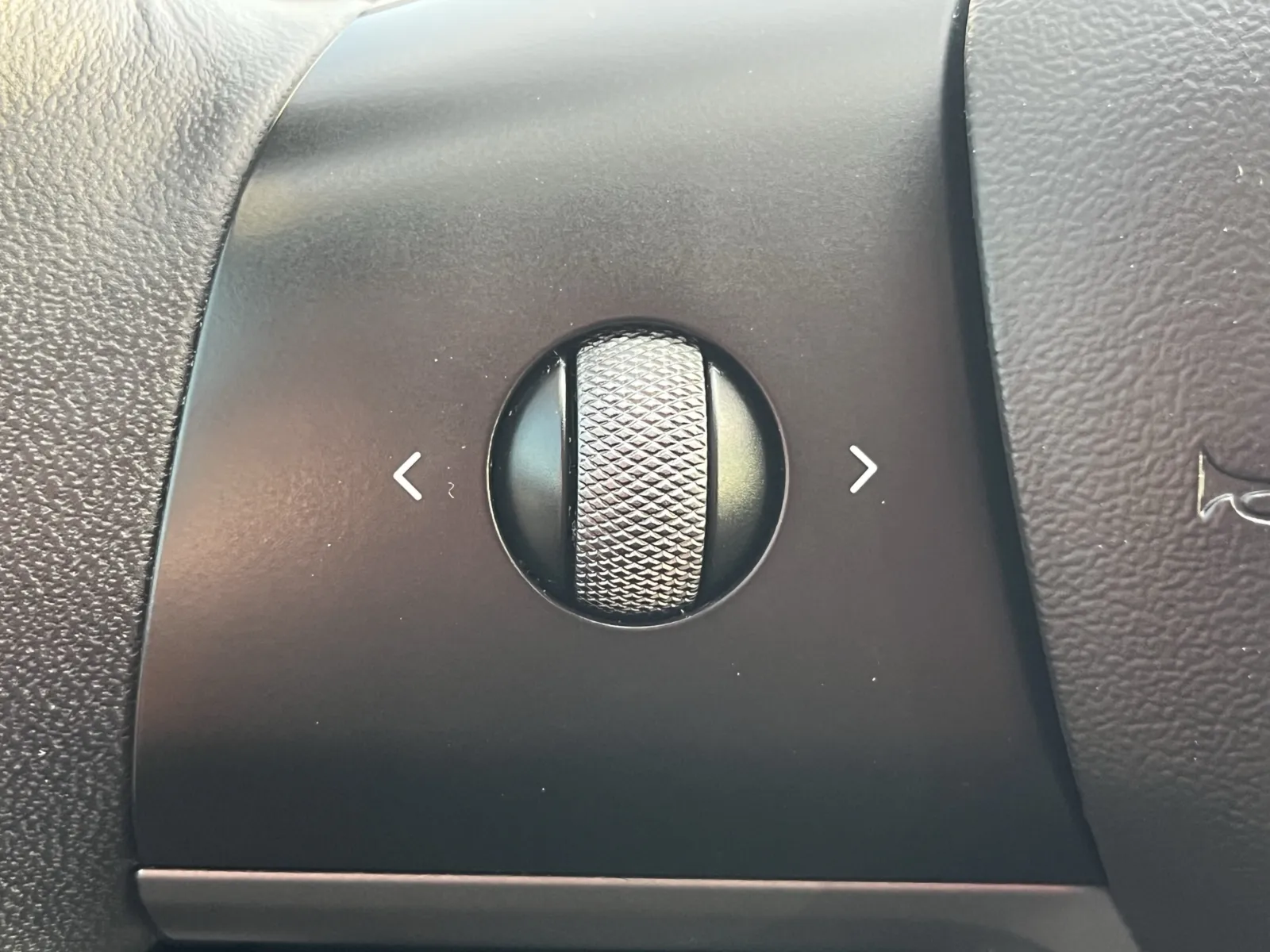 Tesla Model 3 photo 20