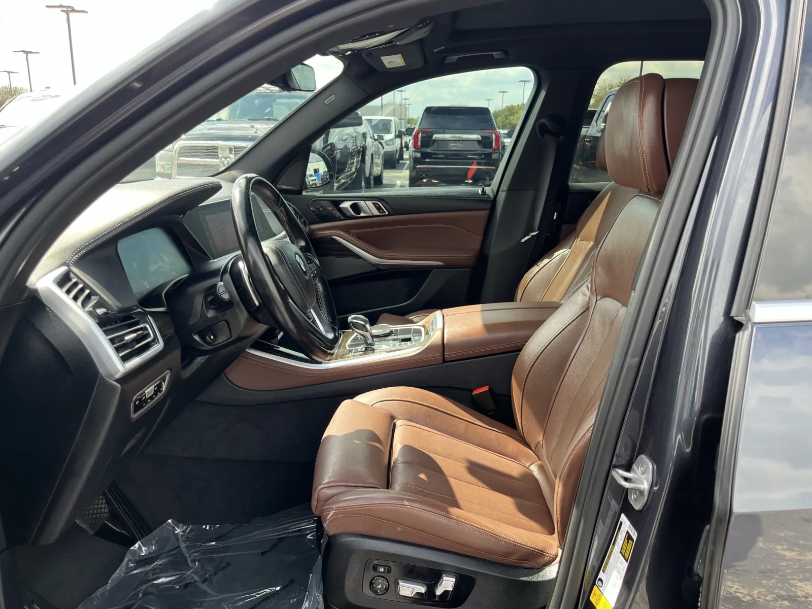 BMW X5 photo 30