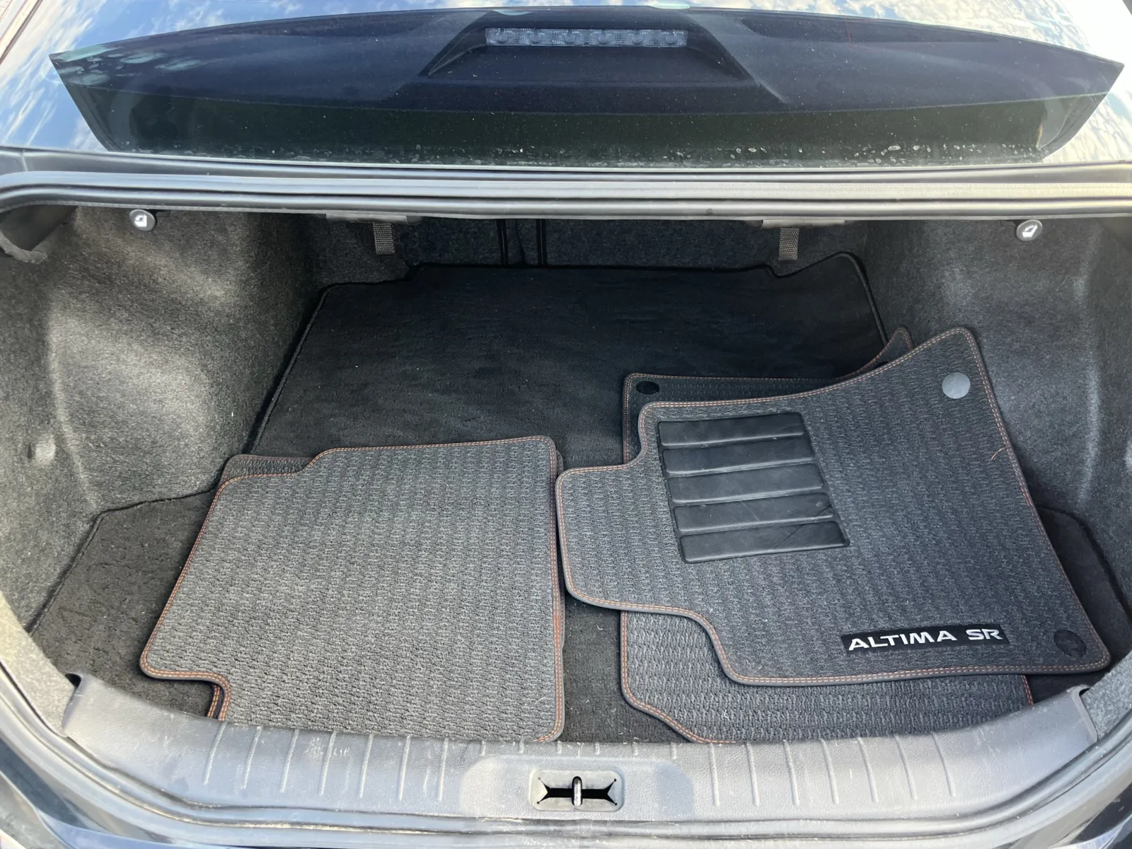 Nissan Altima photo 12