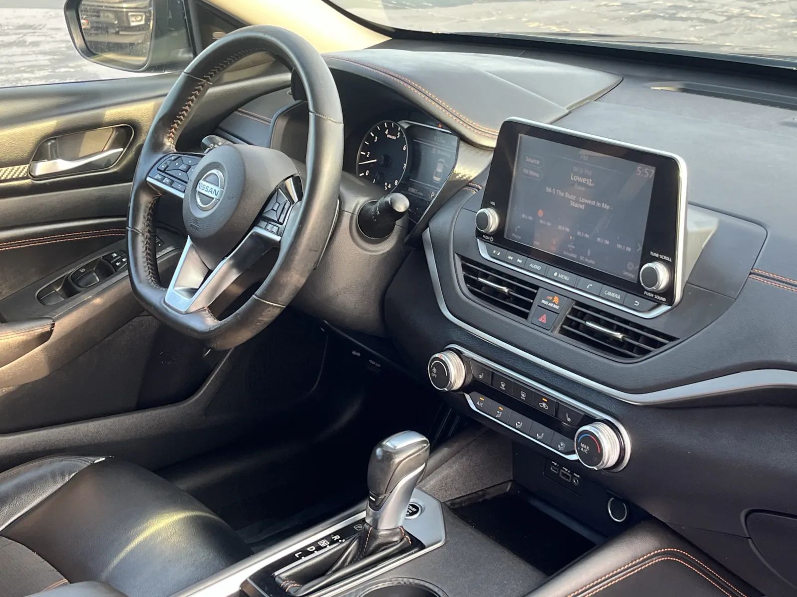 Nissan Altima photo 15