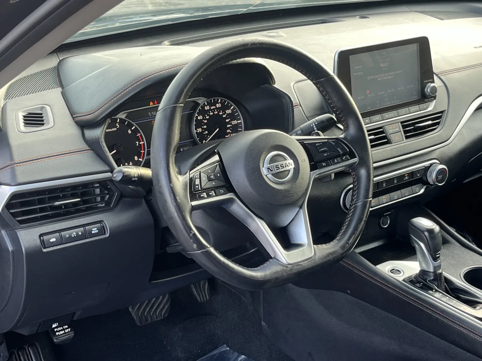 Nissan Altima photo 14