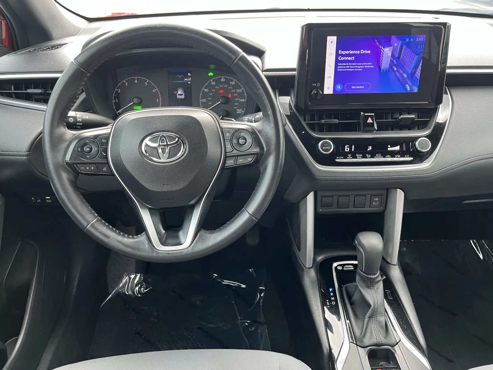 Toyota Corolla Cross photo 16